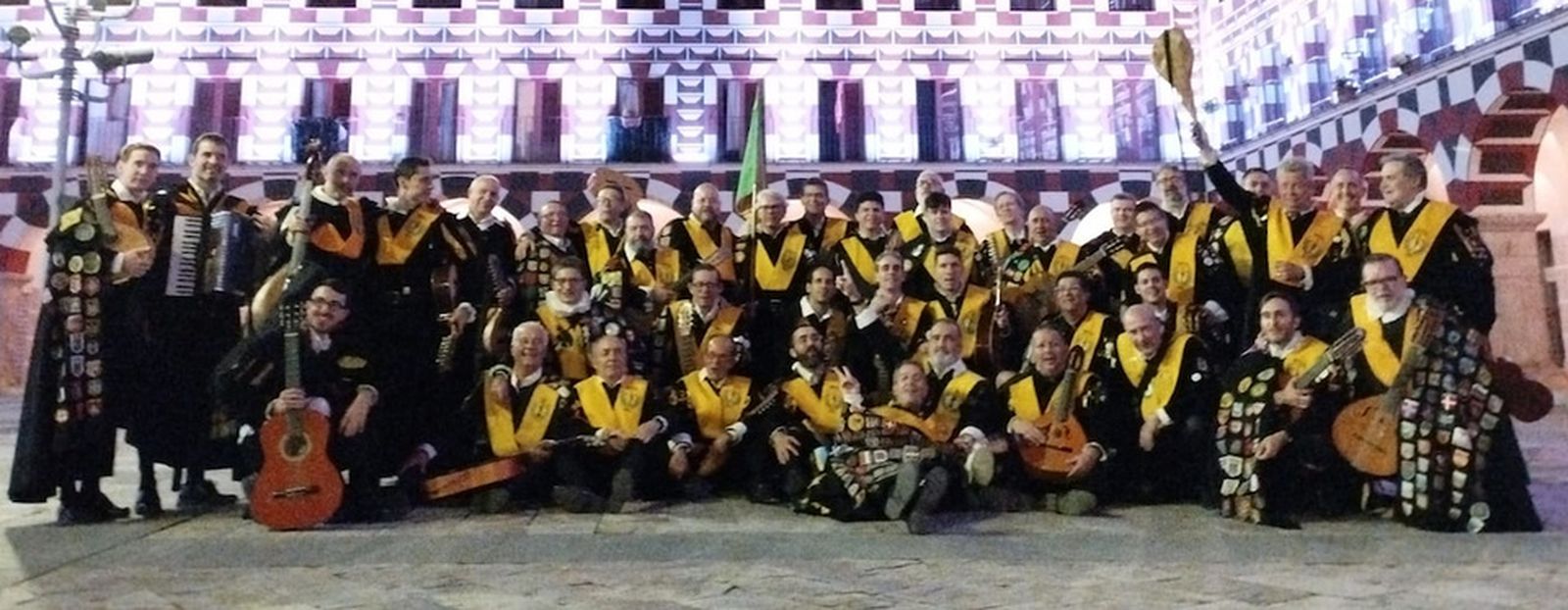 La tuna de Medicina de Sevilla.