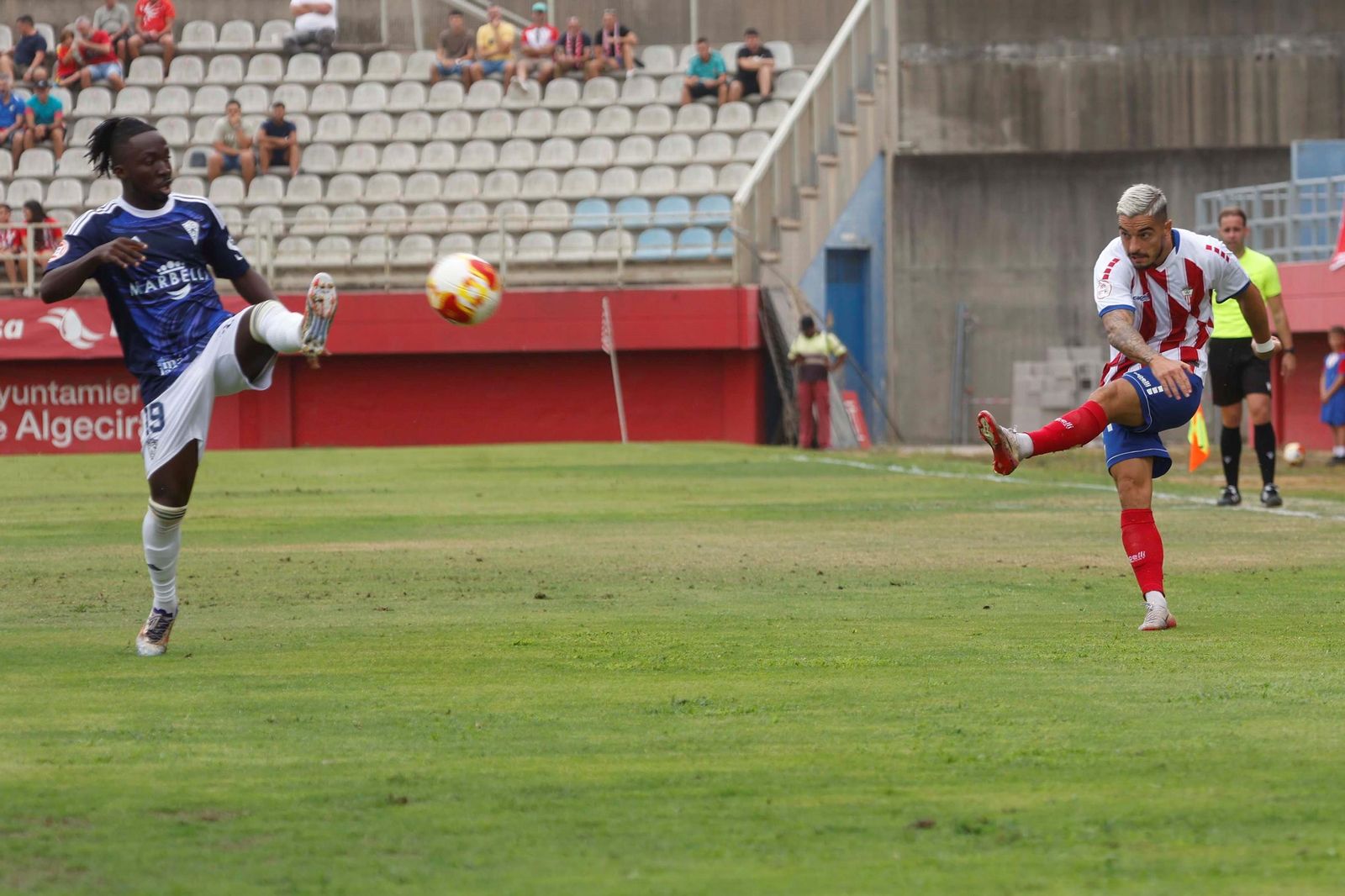 Primera RFEF: Mala jornada malagueña, con derrotas de Torremolinos y Antequera y empate del Marbella