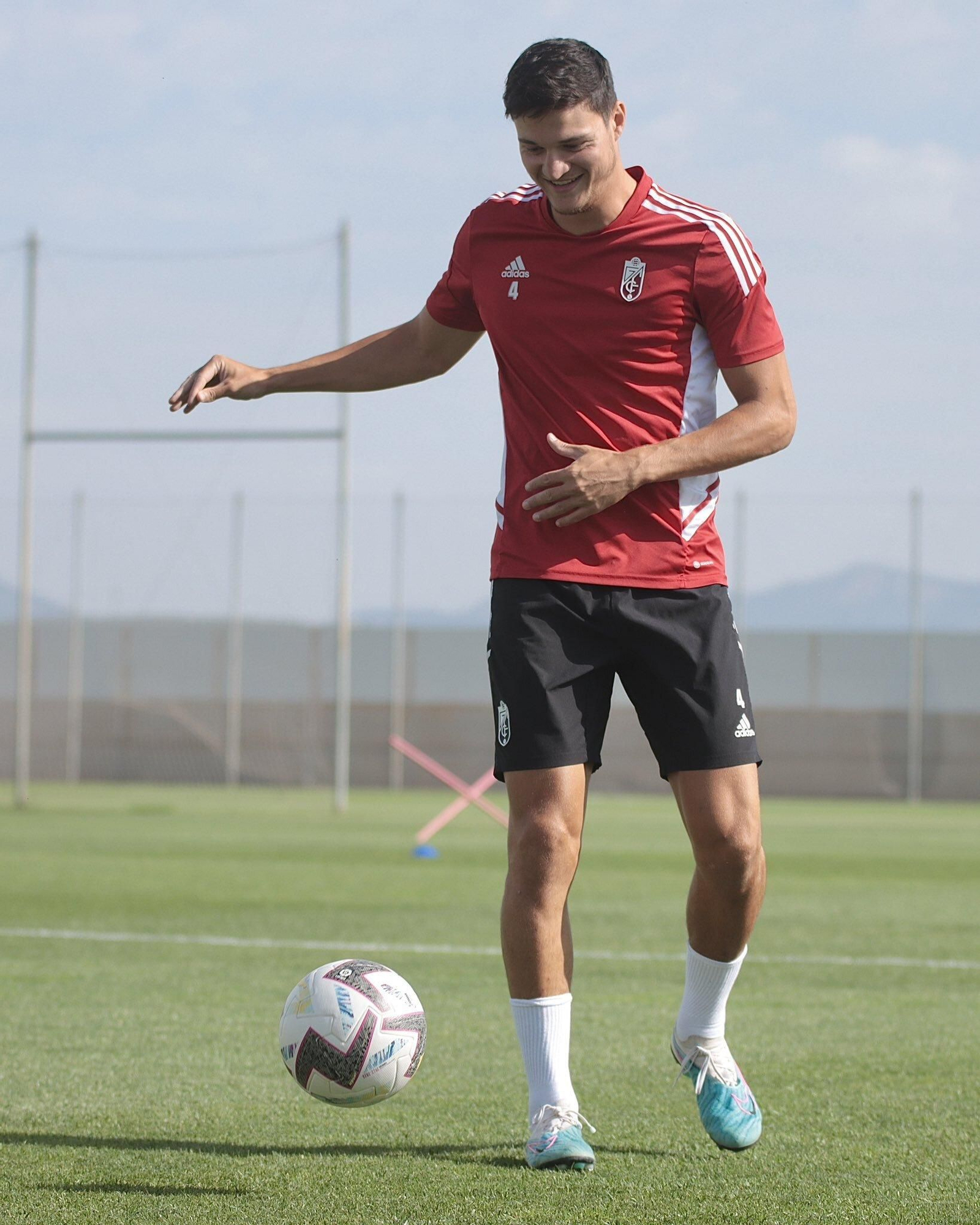 Miguel Rubio y Bryan Zaragoza han entrenado estos días en solitario en la Ciudad Deportiva.