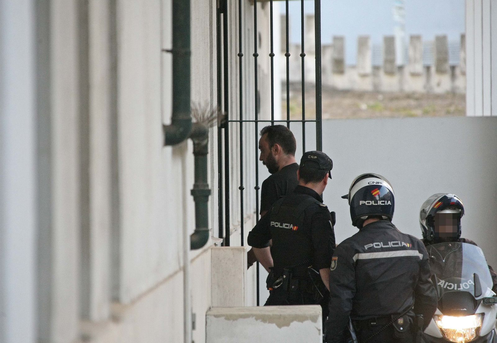 El piloto de la embarcación, ayer a su llegada al juzgado de Algeciras.