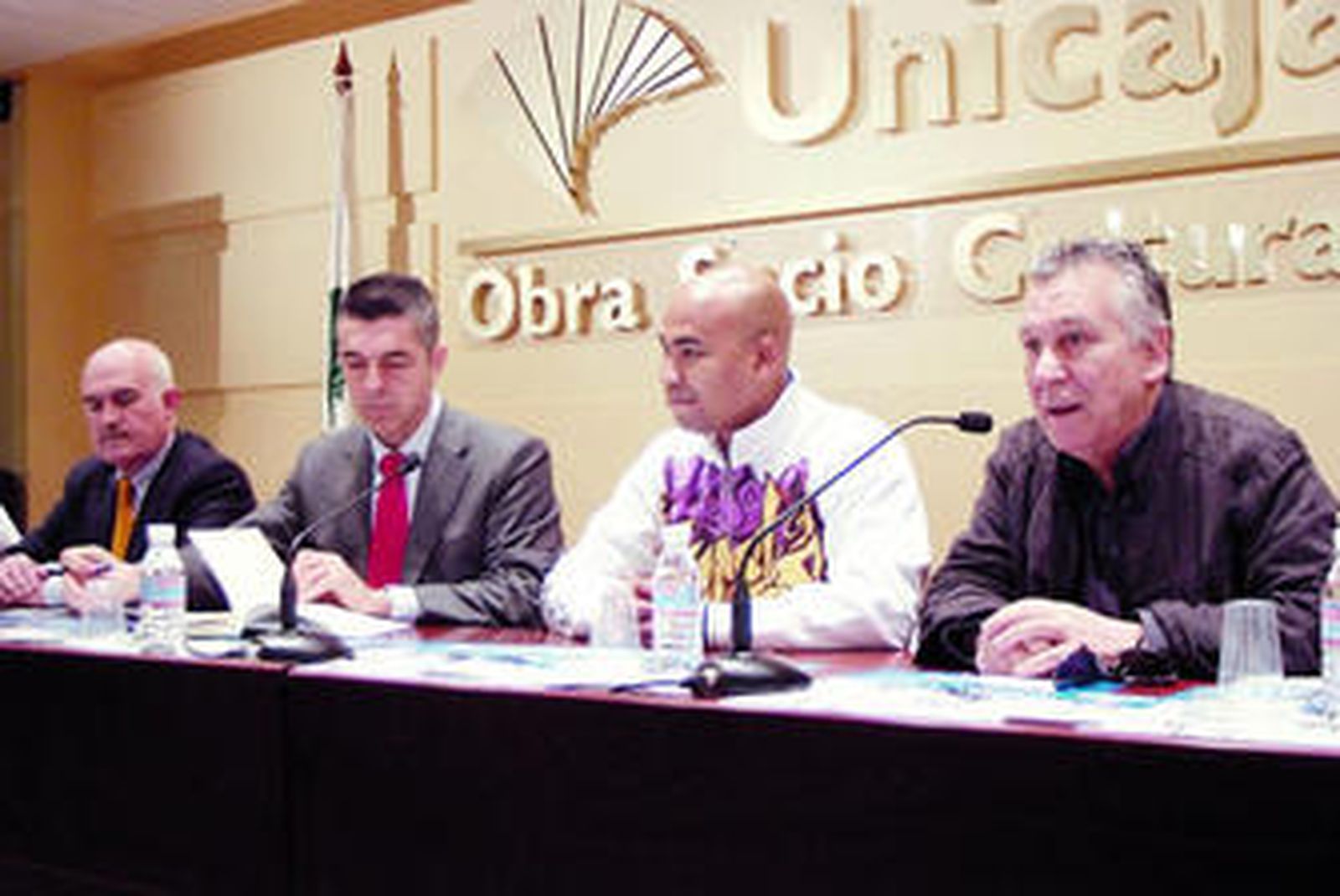 Santiago A. Zannou junto a Ignacio Ortega.