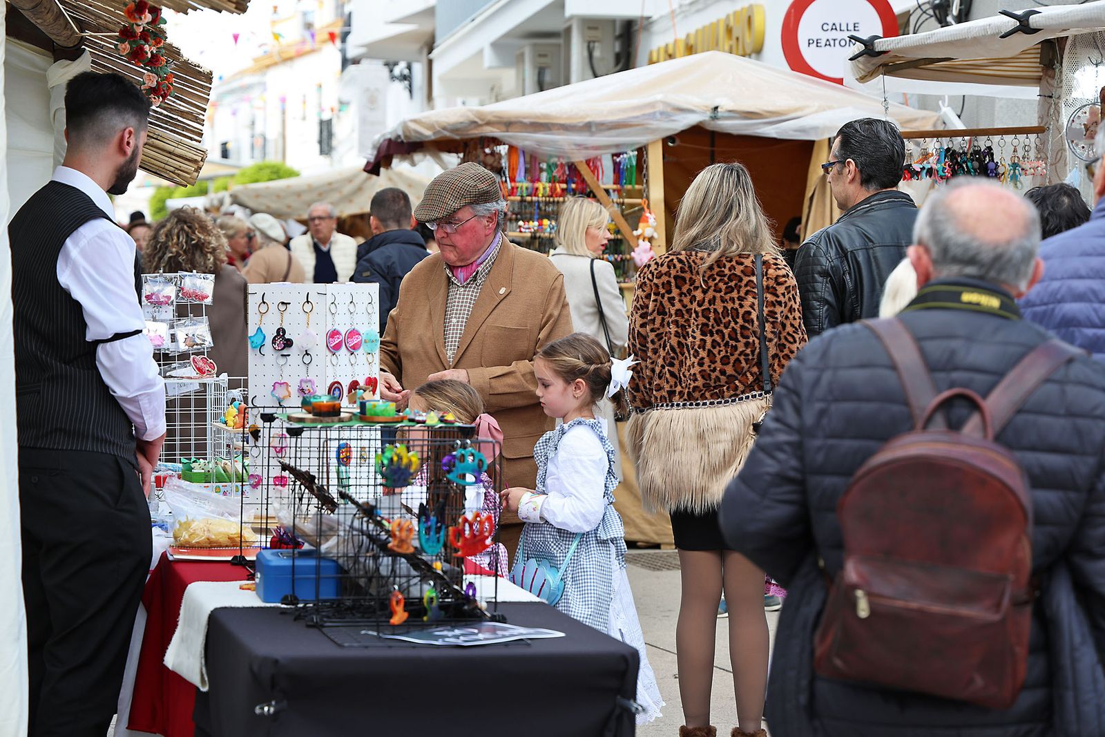Imágenes del ambiente en la Feria de Época 1900 de Moguer