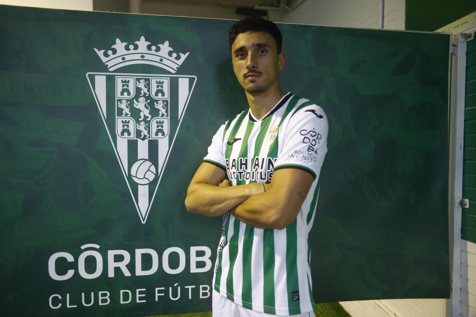 Las mejores fotos de la presentación de Ignasi Vilarrasa como nuevo jugador del Córdoba CF