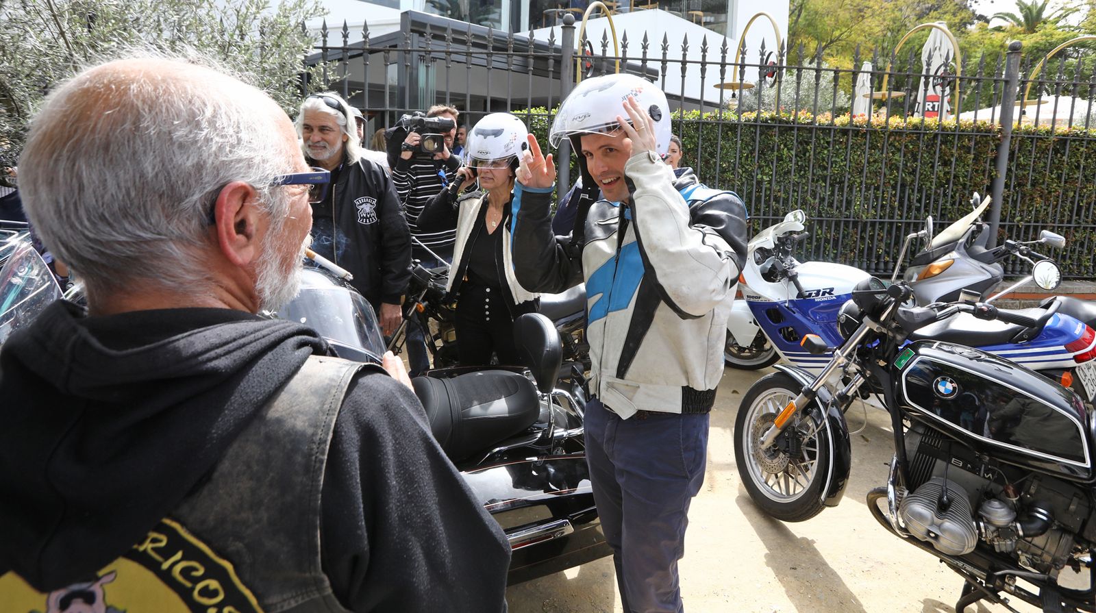 Imágenes de Pablo Casado en un acto con moteros en Jerez