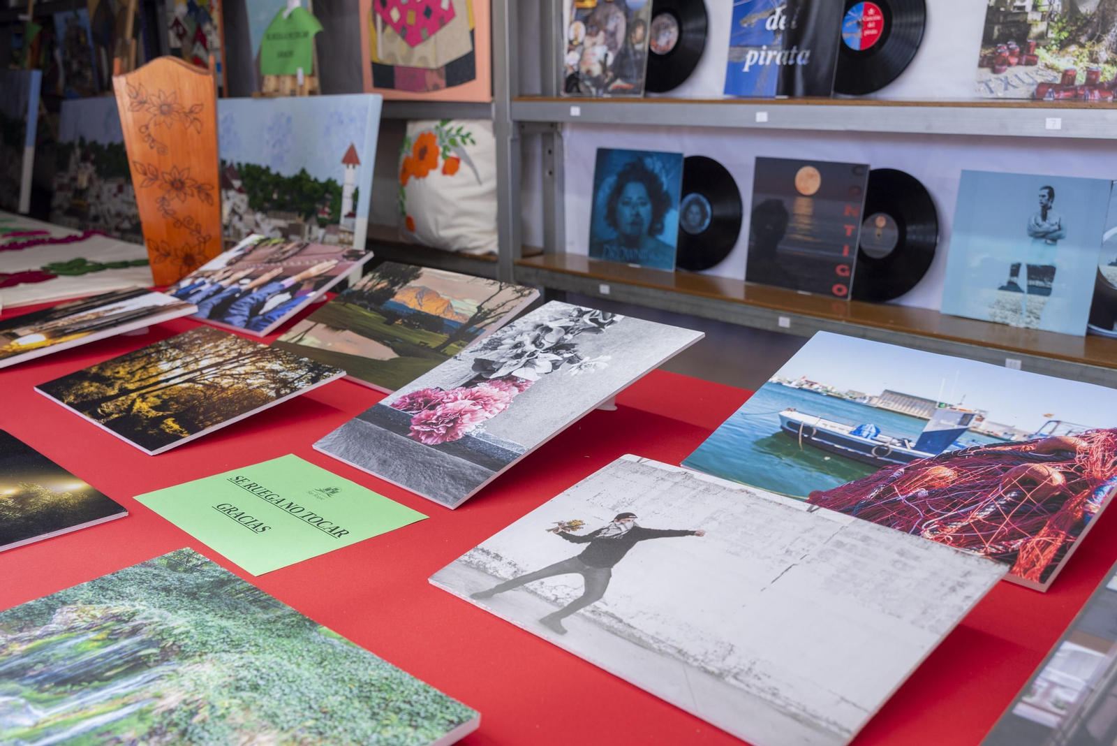 Fotos de las actuaciones y exposición de la Feria del Arte de San Roque 2025