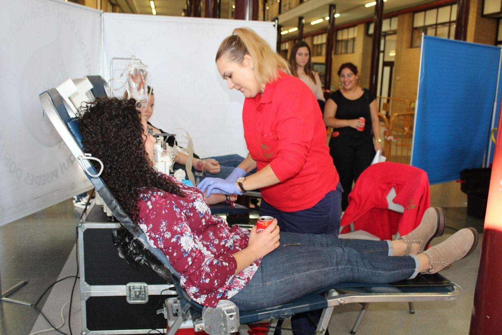 Una de las colectas de sangre organizada en el campus de la UAL en La Cañada