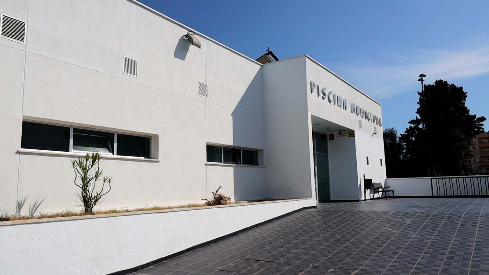 La Piscina Municipal de Rota.