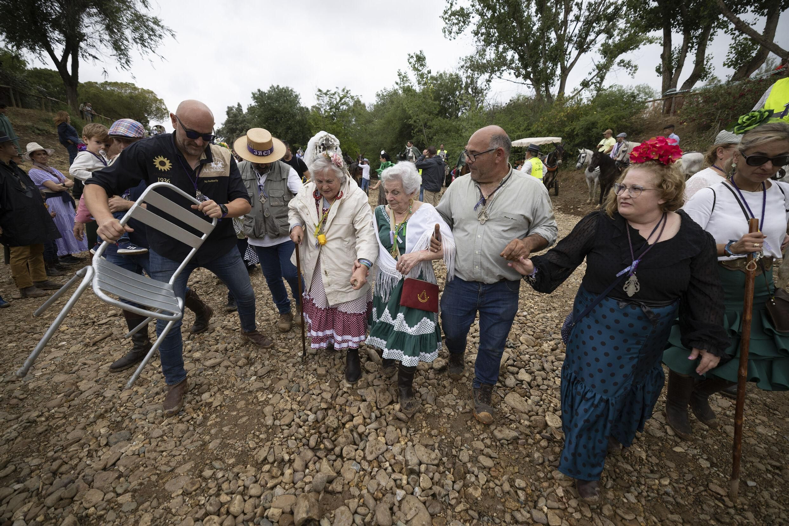 Bautizos con agua embotellada en un Quema seco