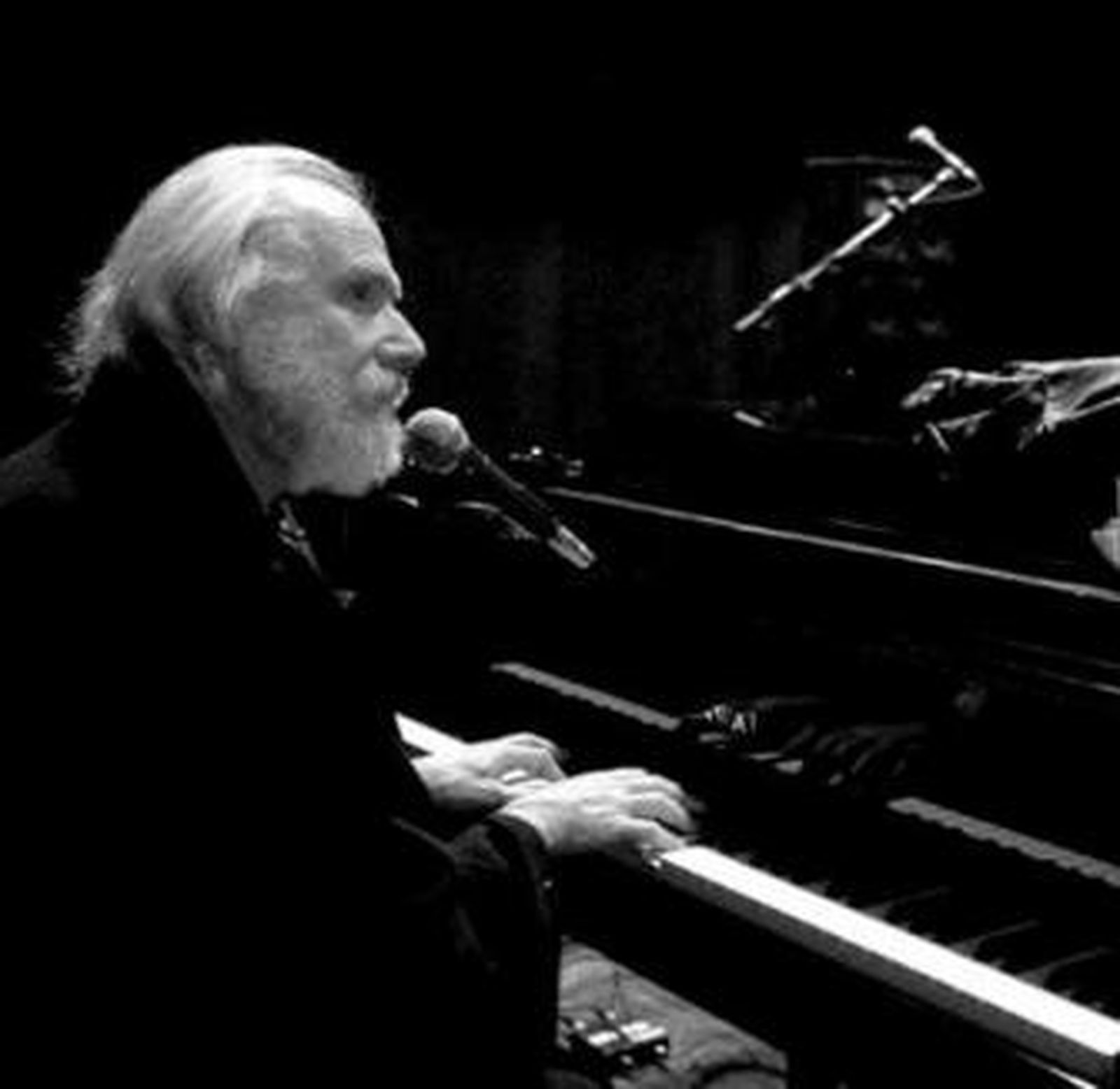 Georges Moustaki actúa esta noche en La Zubia.