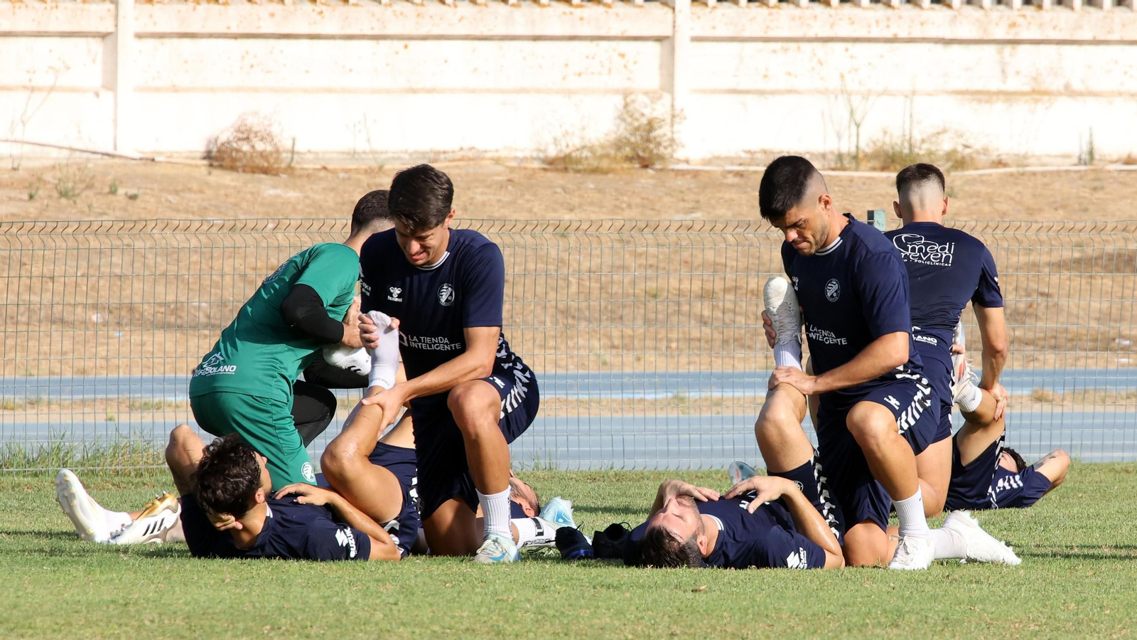 Imágenes del entrenamiento del Xerez DFC en el 'Pepe Ravelo' de Chapín