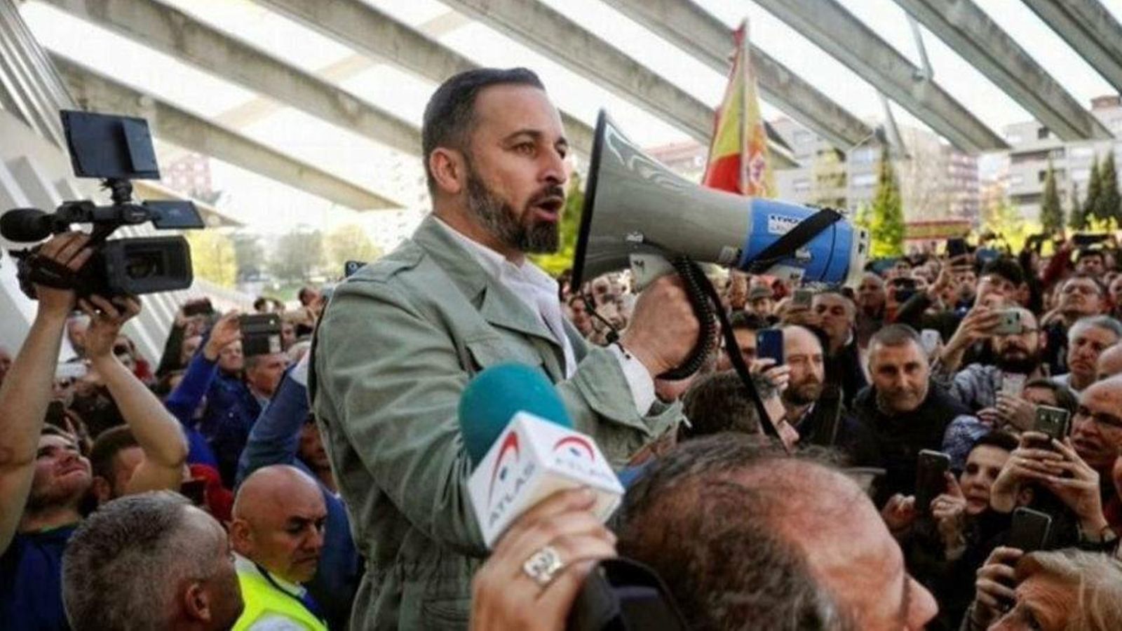 El montaje de Abascal