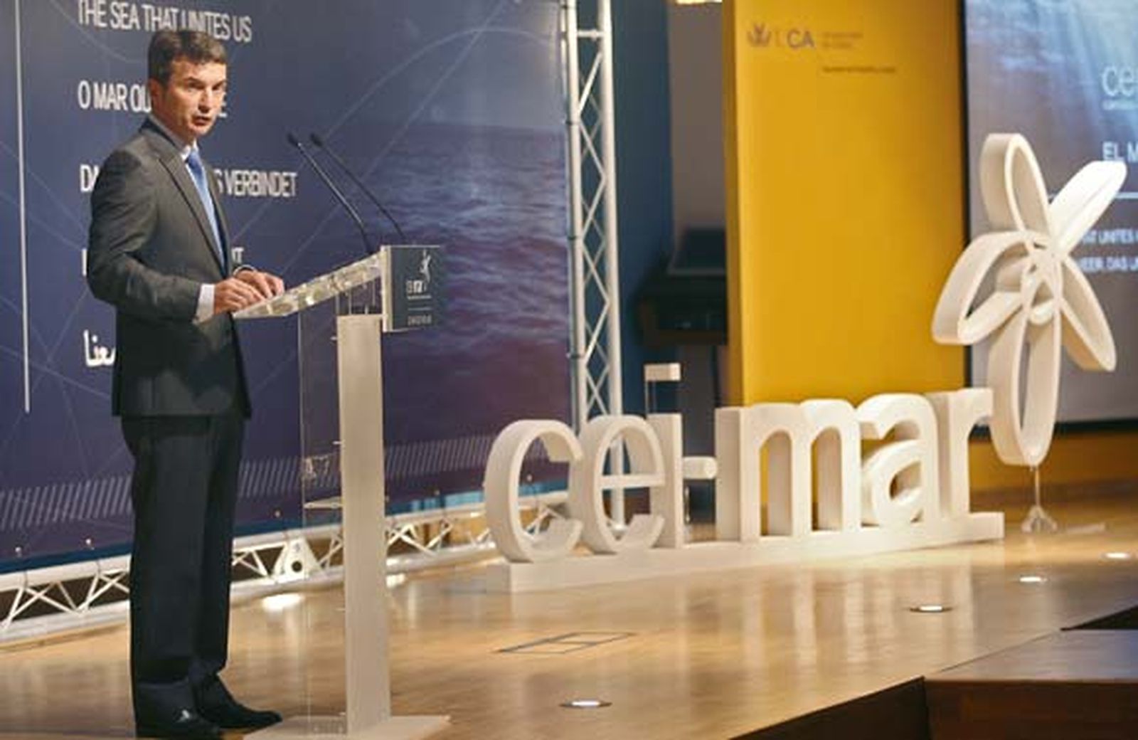 La UCA se muestra comprensiva con la reacción del rector de la UPO