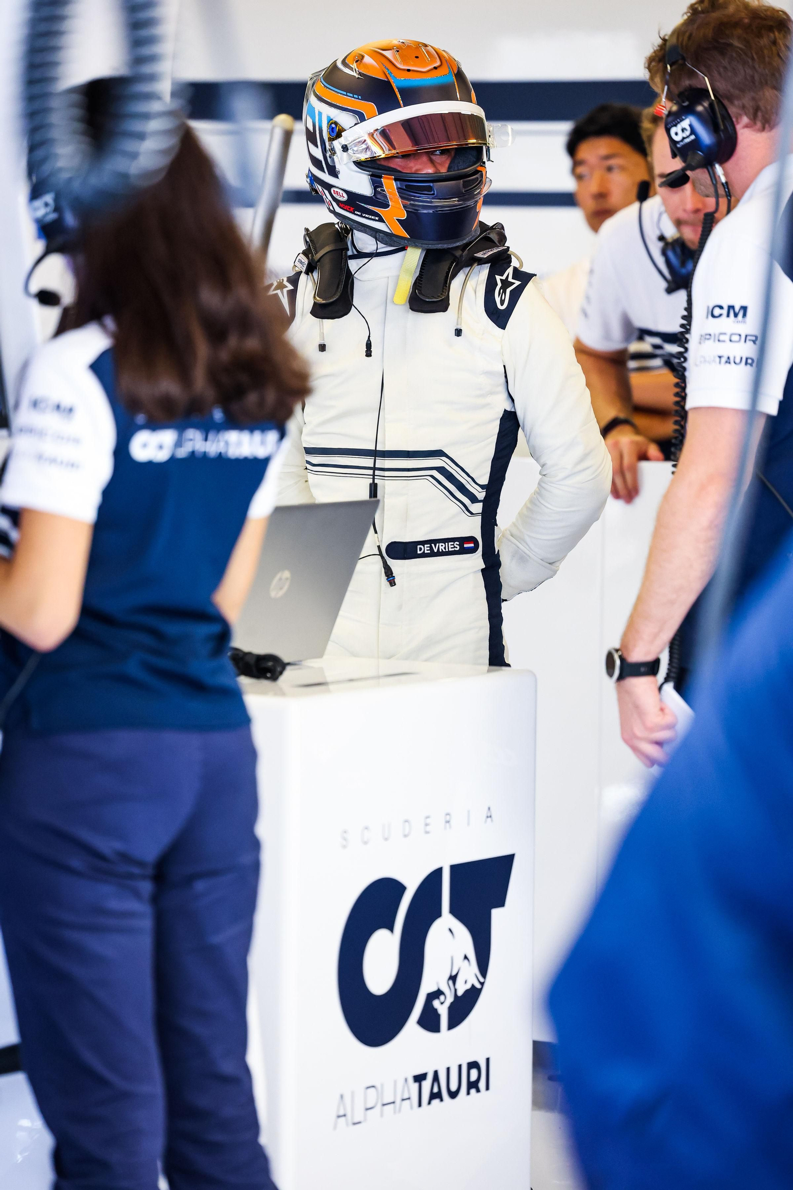 Las escuderías de  Fórmula uno se prueban tras el fin de temporada