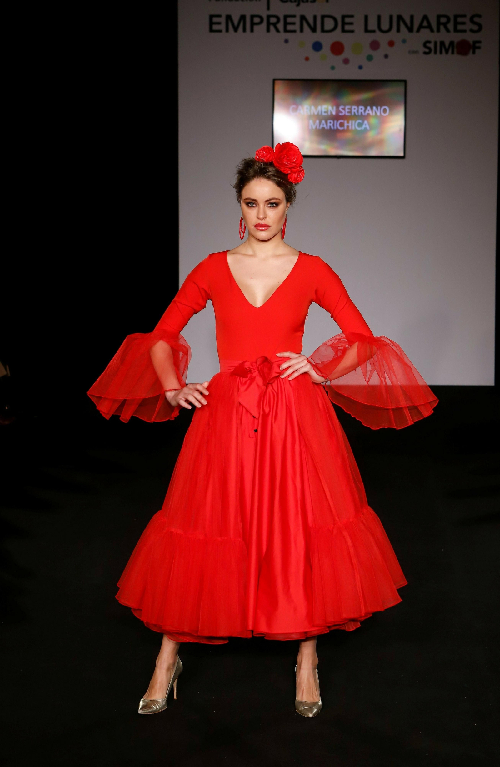 Desfile de Carmen Serrano en Emprende Lunares 2020