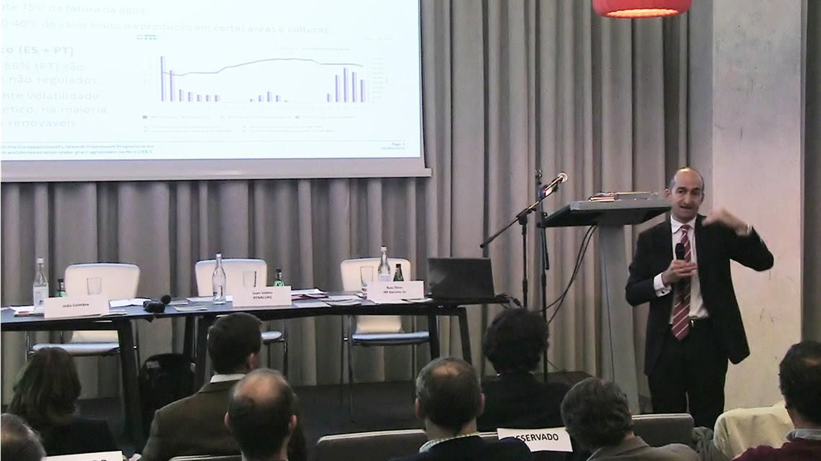 José Luis Molina, presidente de Hispatec, durante su participación en las Jornadas sobre 'Sostenibilidad Energética del Regadío', celebradas en Lisboa en 2016.