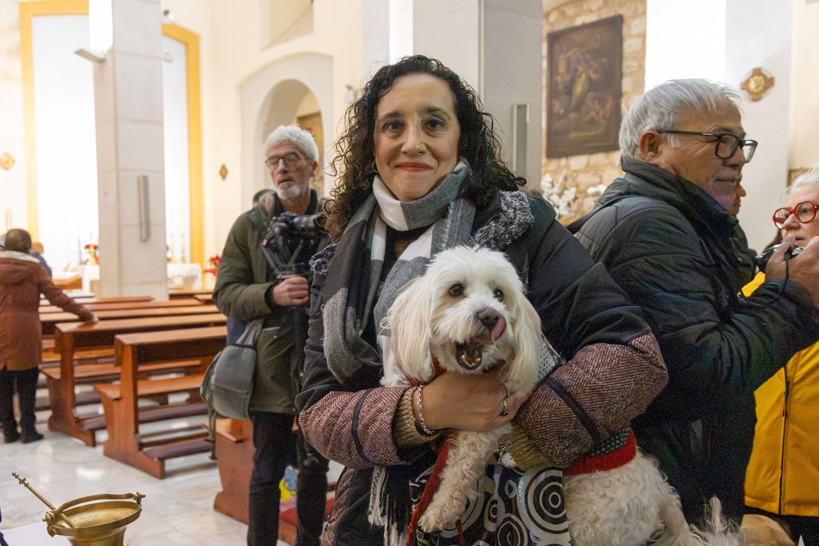 Encendido en Jaén de la lumbre oficial de San Antón 2026 y bendición de los animales