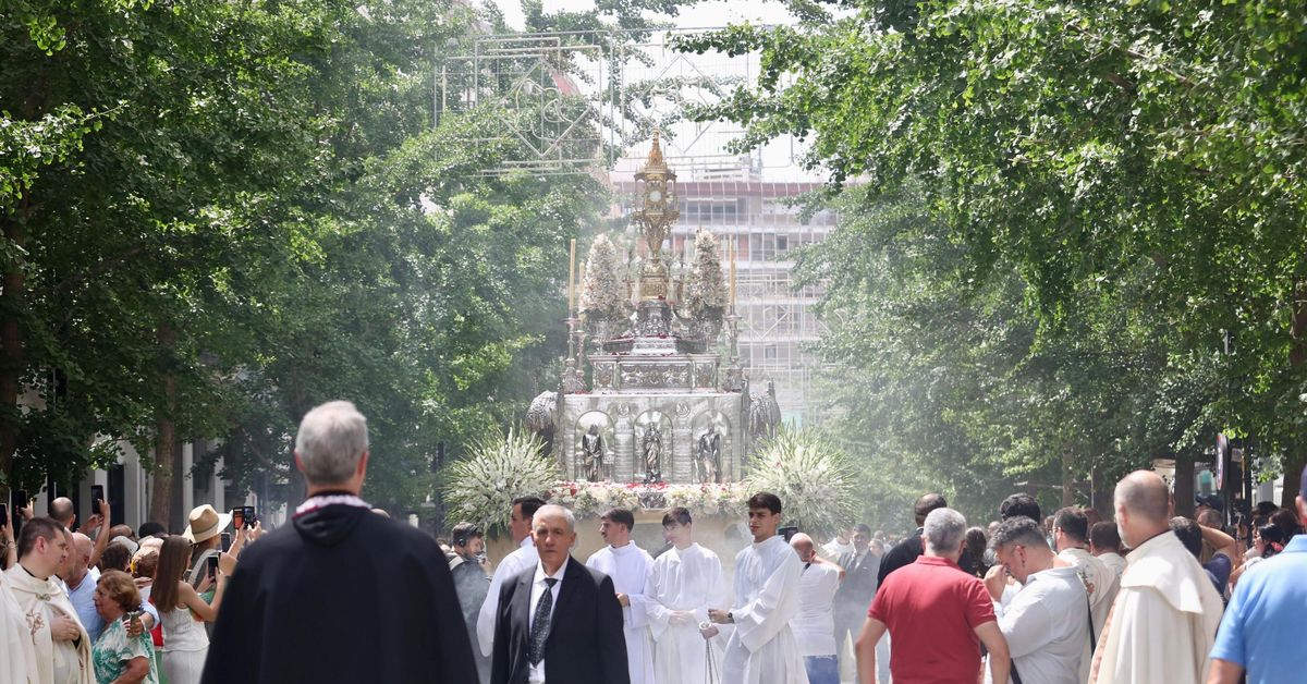 Las mejores imágenes de la Solemne Procesión del Corpus Christi por el ...