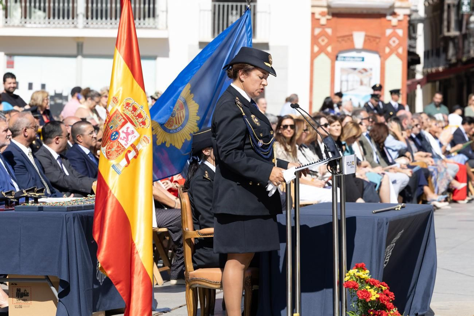 Acto por el día de la Policía Nacional, con motivo de la festividad los Santos Ángeles Custodios