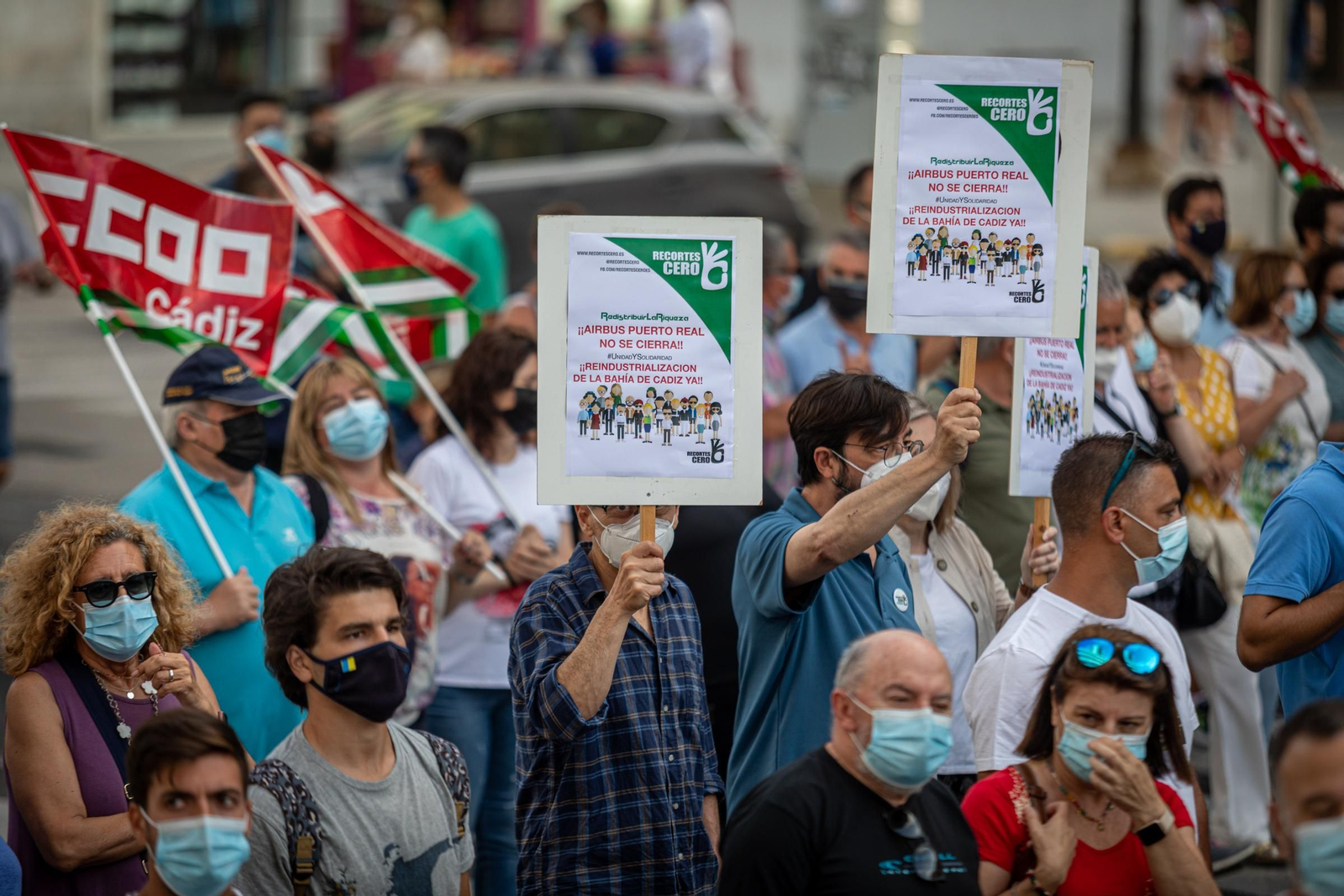 Las imágenes de la manifestación contra el cierre de Airbus Puerto Real