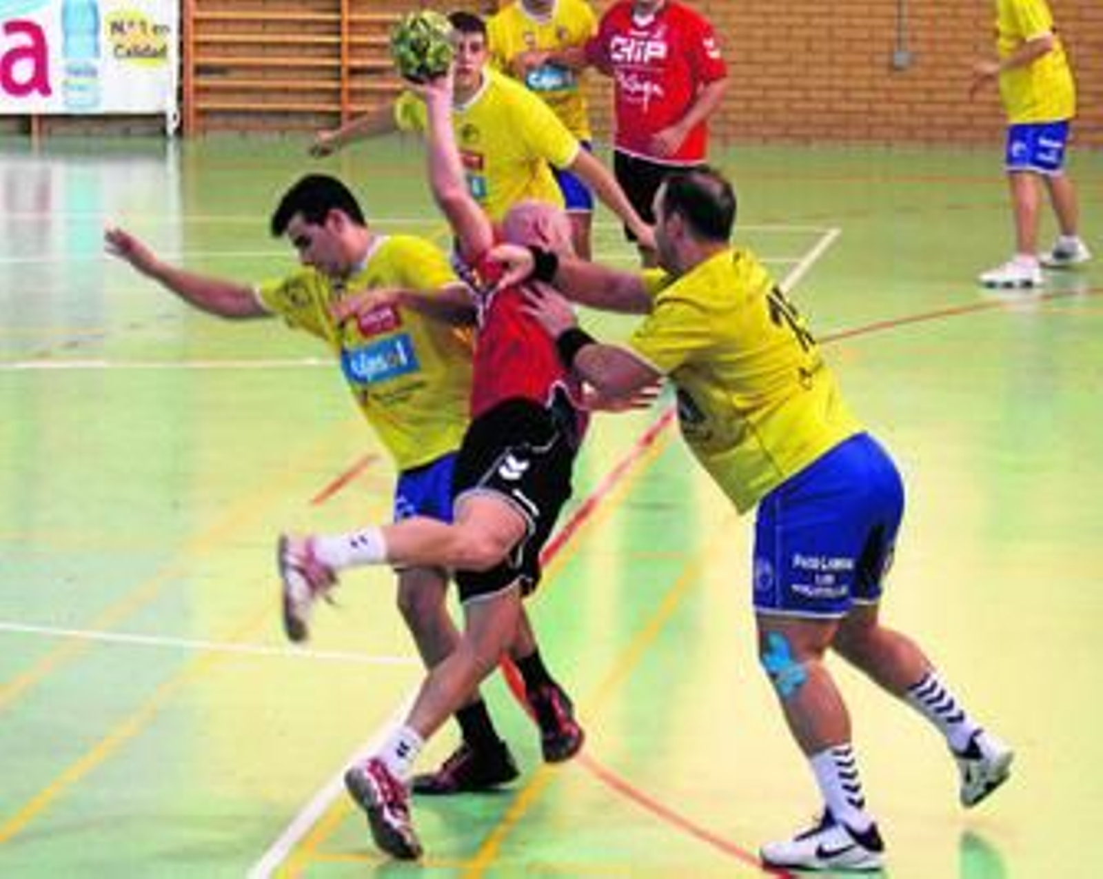 Los moguereños confían en sacar adelante este compromiso, aunque a priori es complicado.