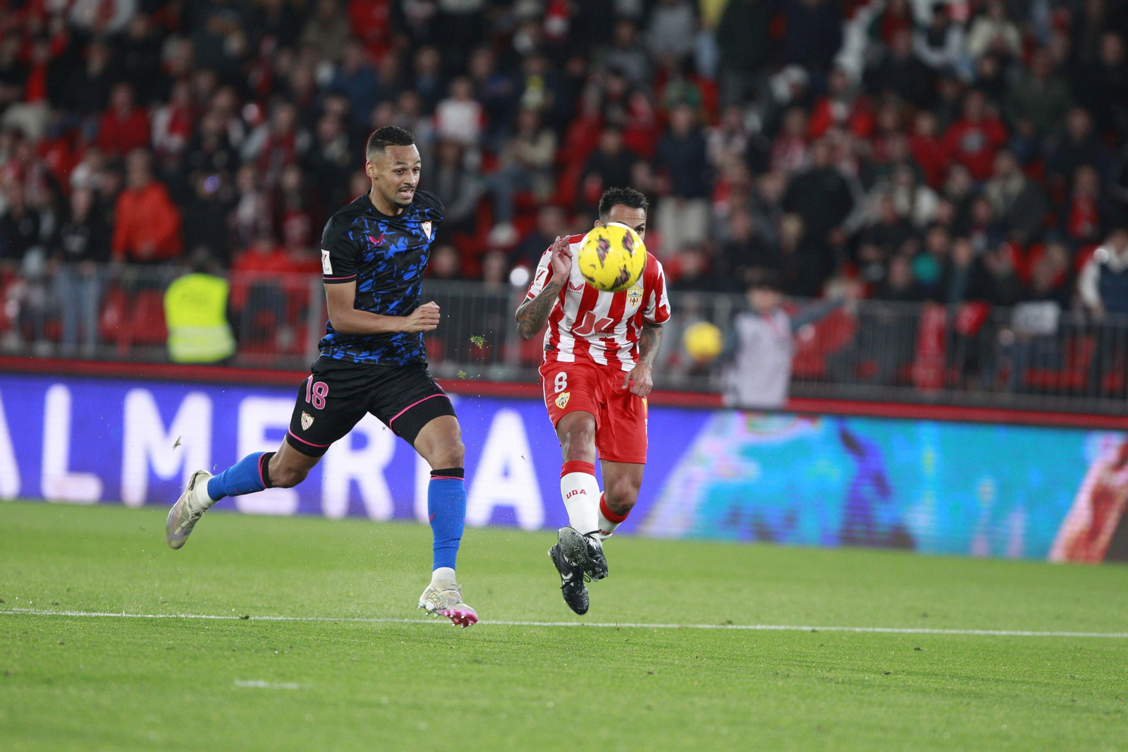 Las mejores imágenes del partido de fúbol U.D. Almería-Sevilla F.C.