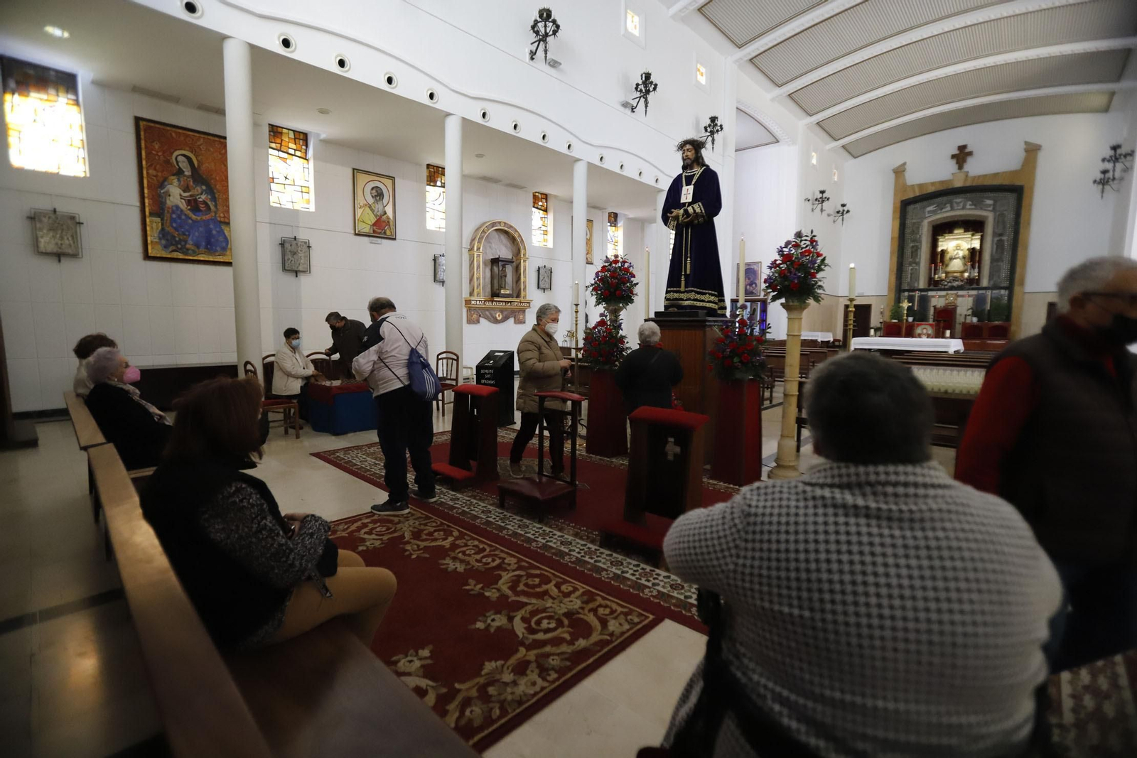 Imágenes de las veneraciones a los Cautivos de Huelva