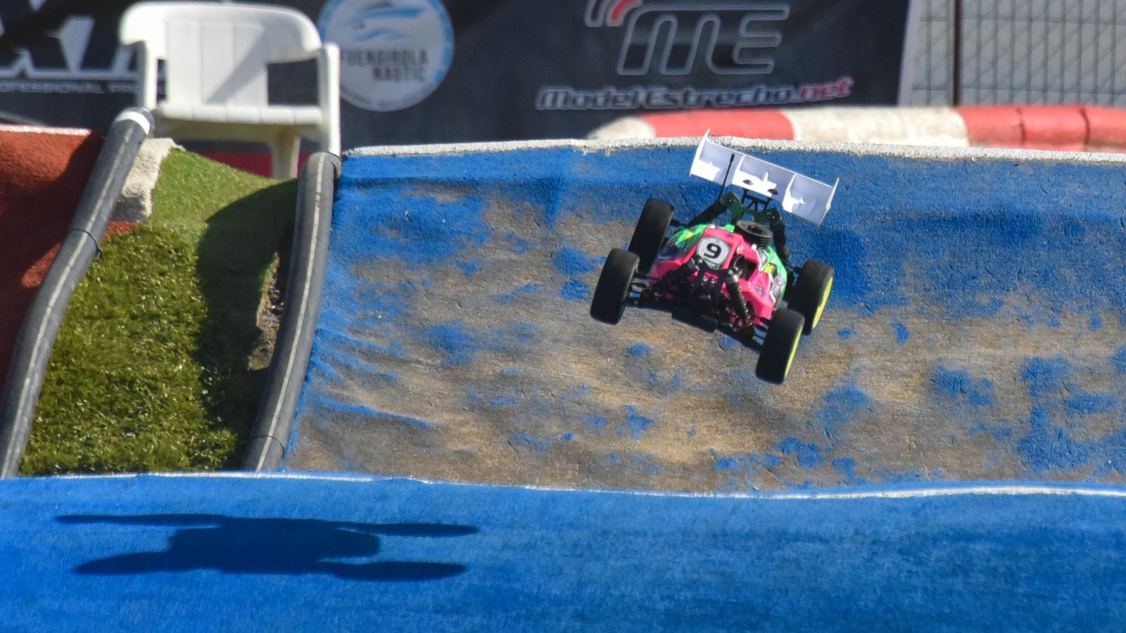 Las fotos del Campeonato Andaluz de coches de radio control en el circuito RC 'El Estrecho' en San Roque