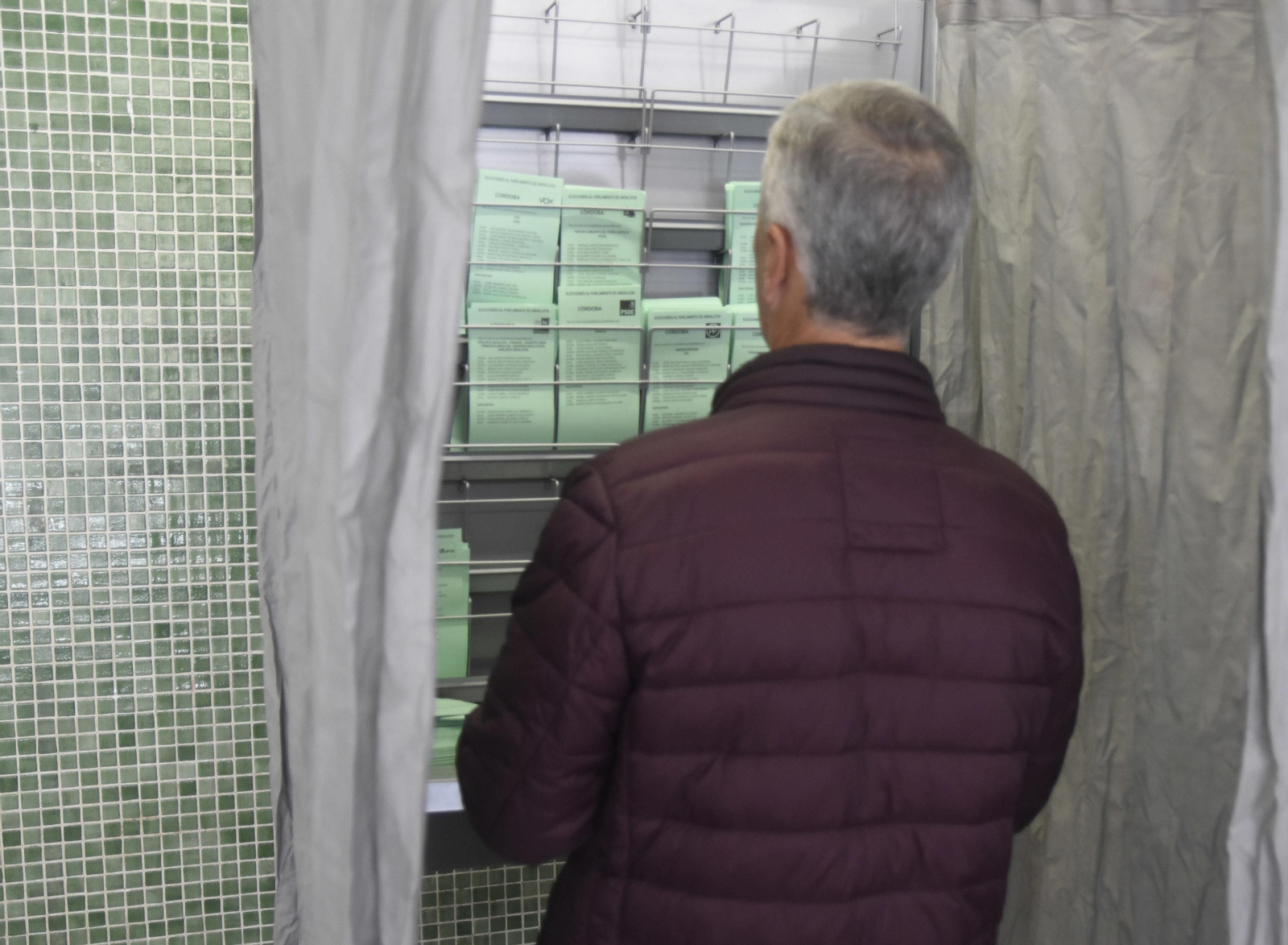 Las imágenes de la jornada electoral en Córdoba