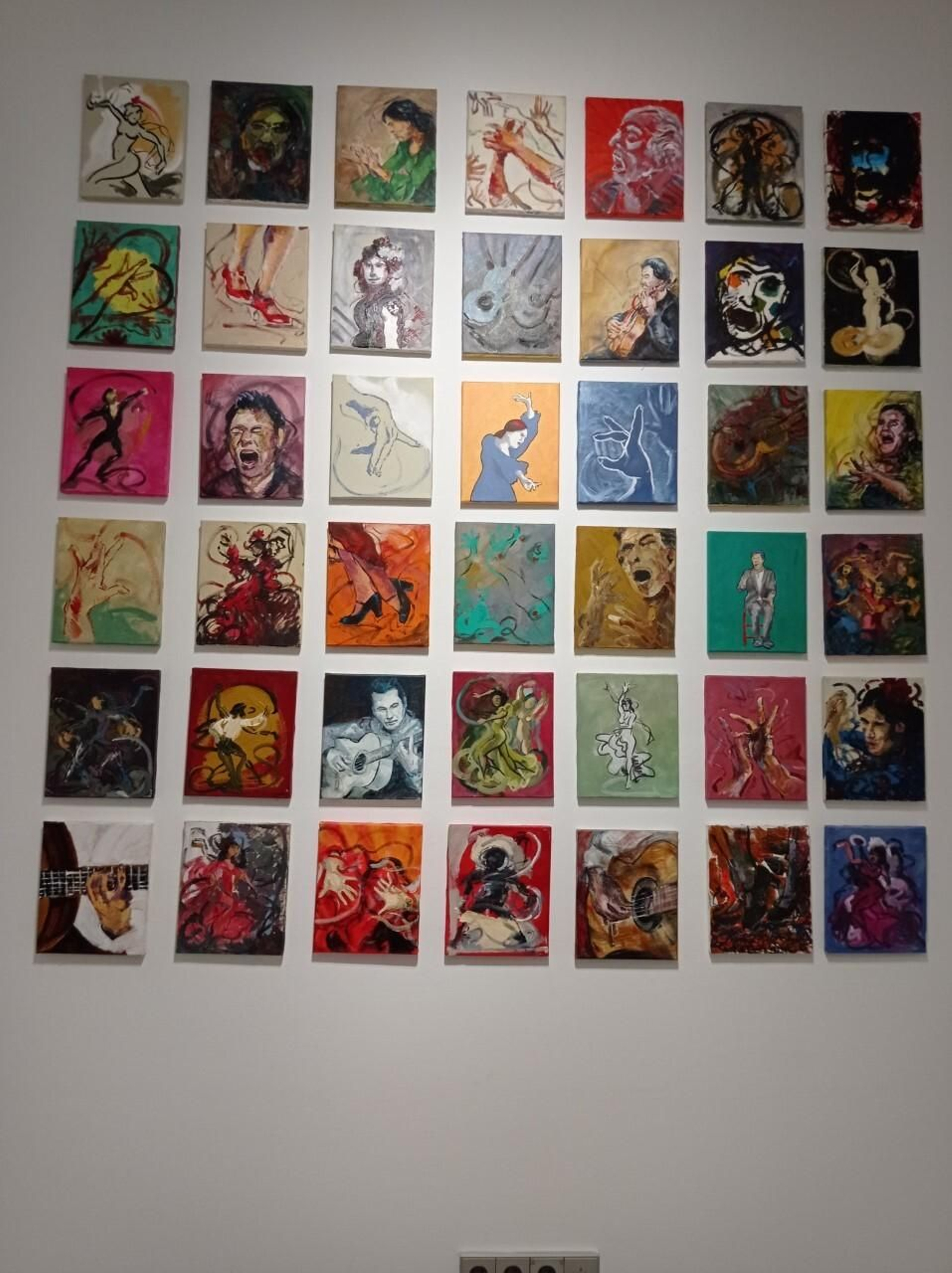 Los 'Exvotos flamencos' que dan título a la exposición.