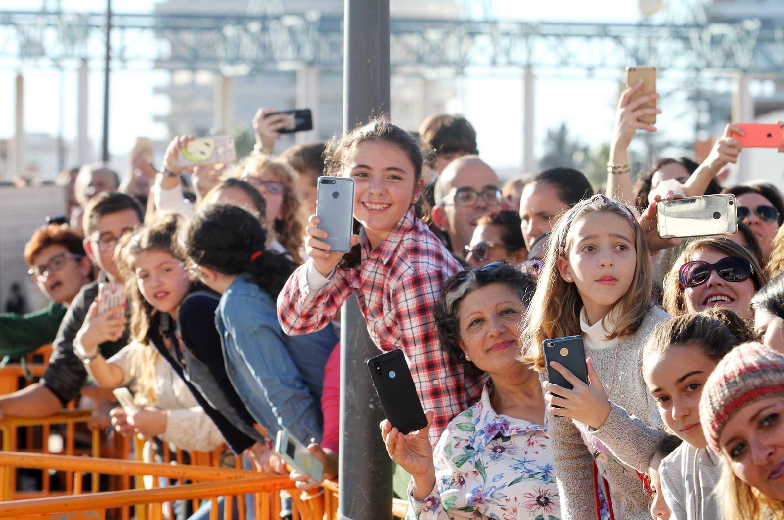 Manuel Carrasco firma sus discos, en imágenes
