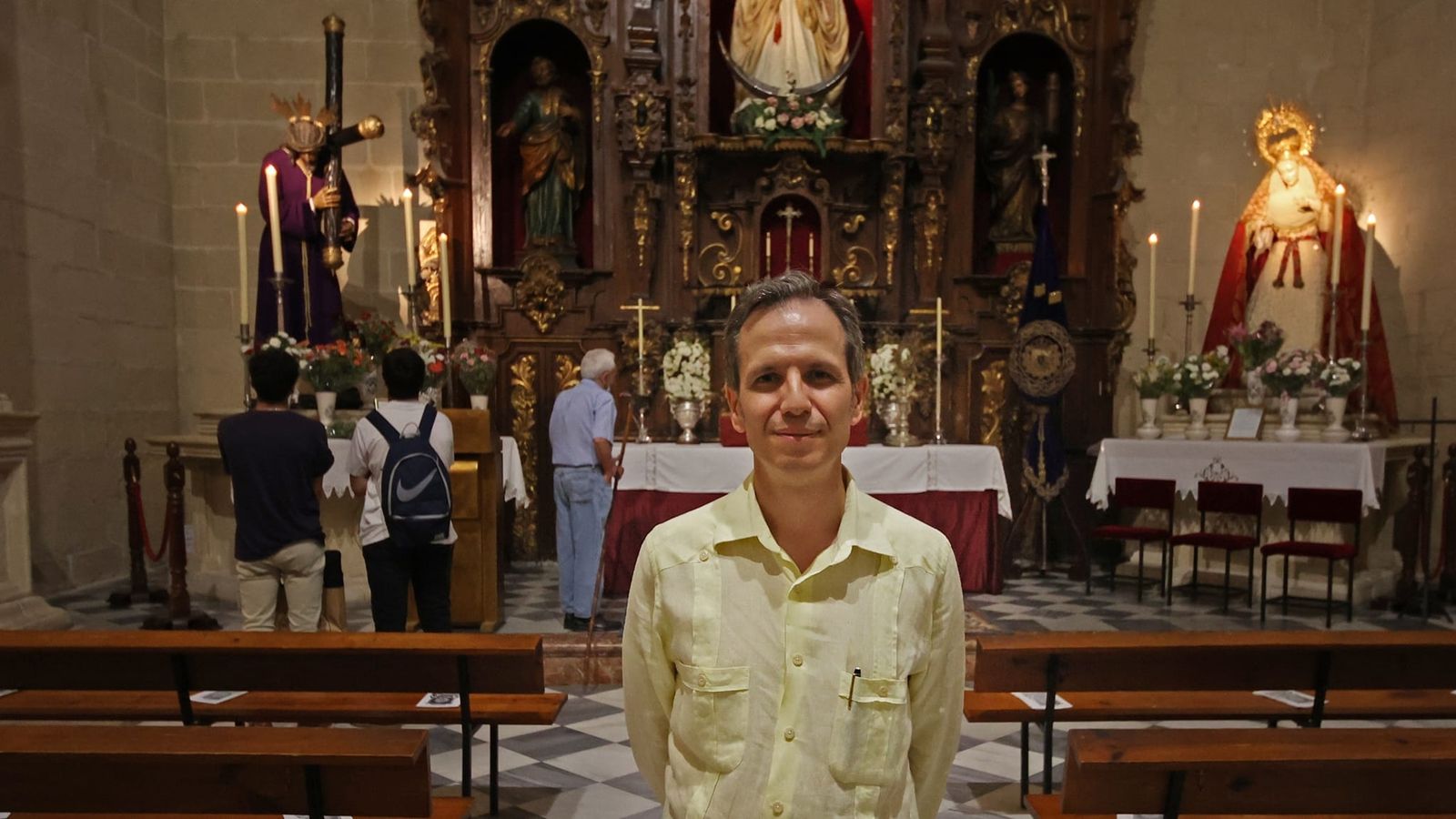 Ernesto Romero del Castillo, hermano mayor de las Cinco Llagas.