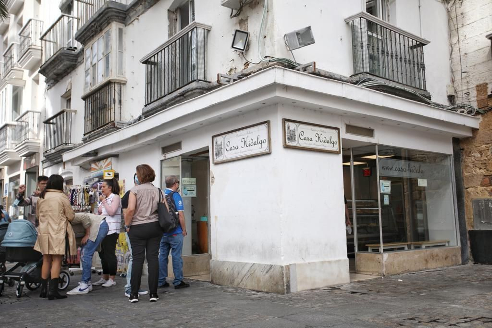 Fachada del establecimiento Casa Hidalgo.