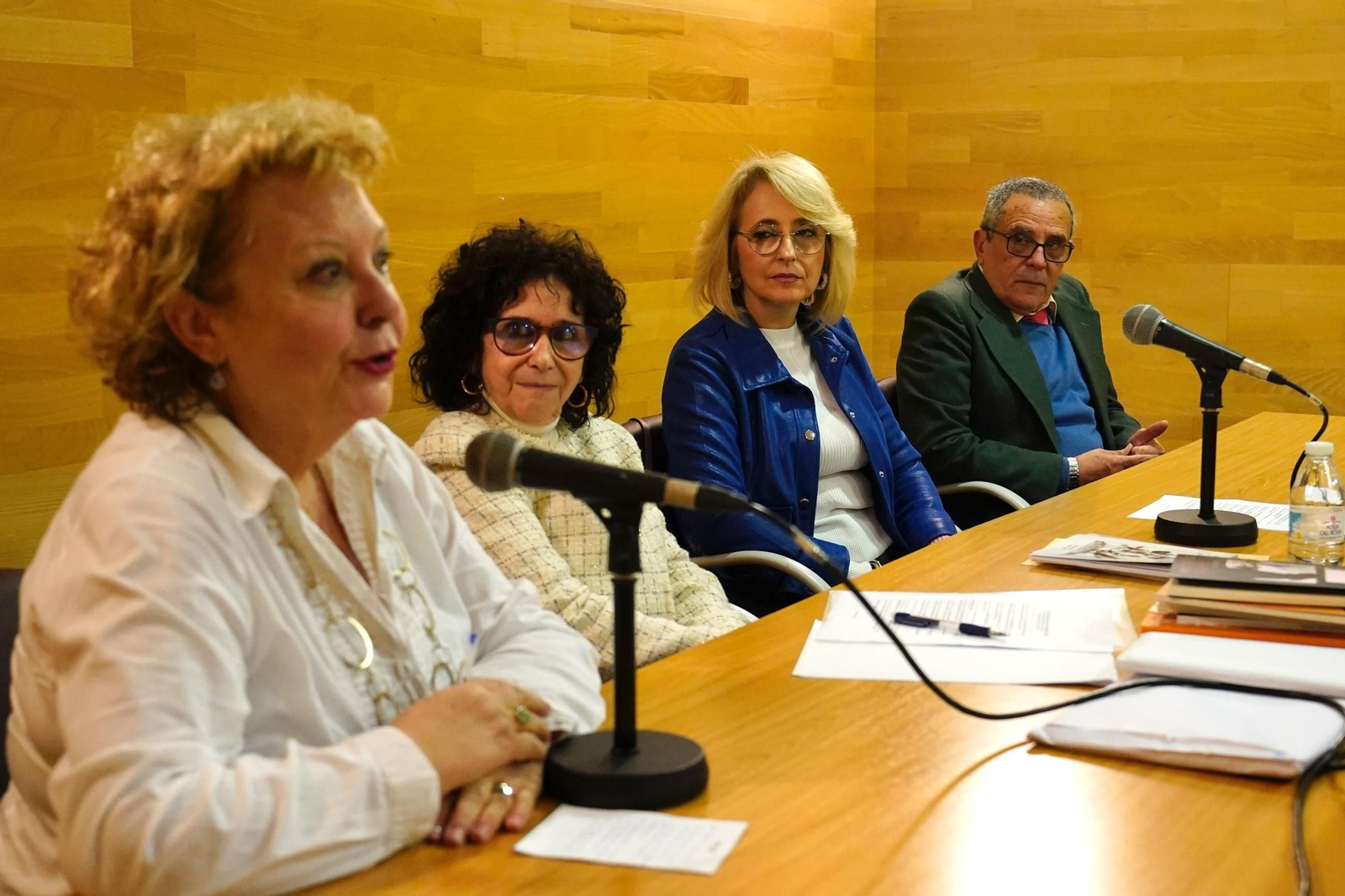 Fotos del homenaje al hispanista Ahmed Mgara