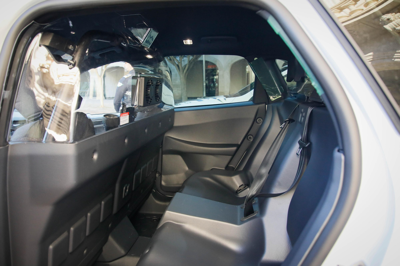 Presentación vehículos y motos policía local en imágenes