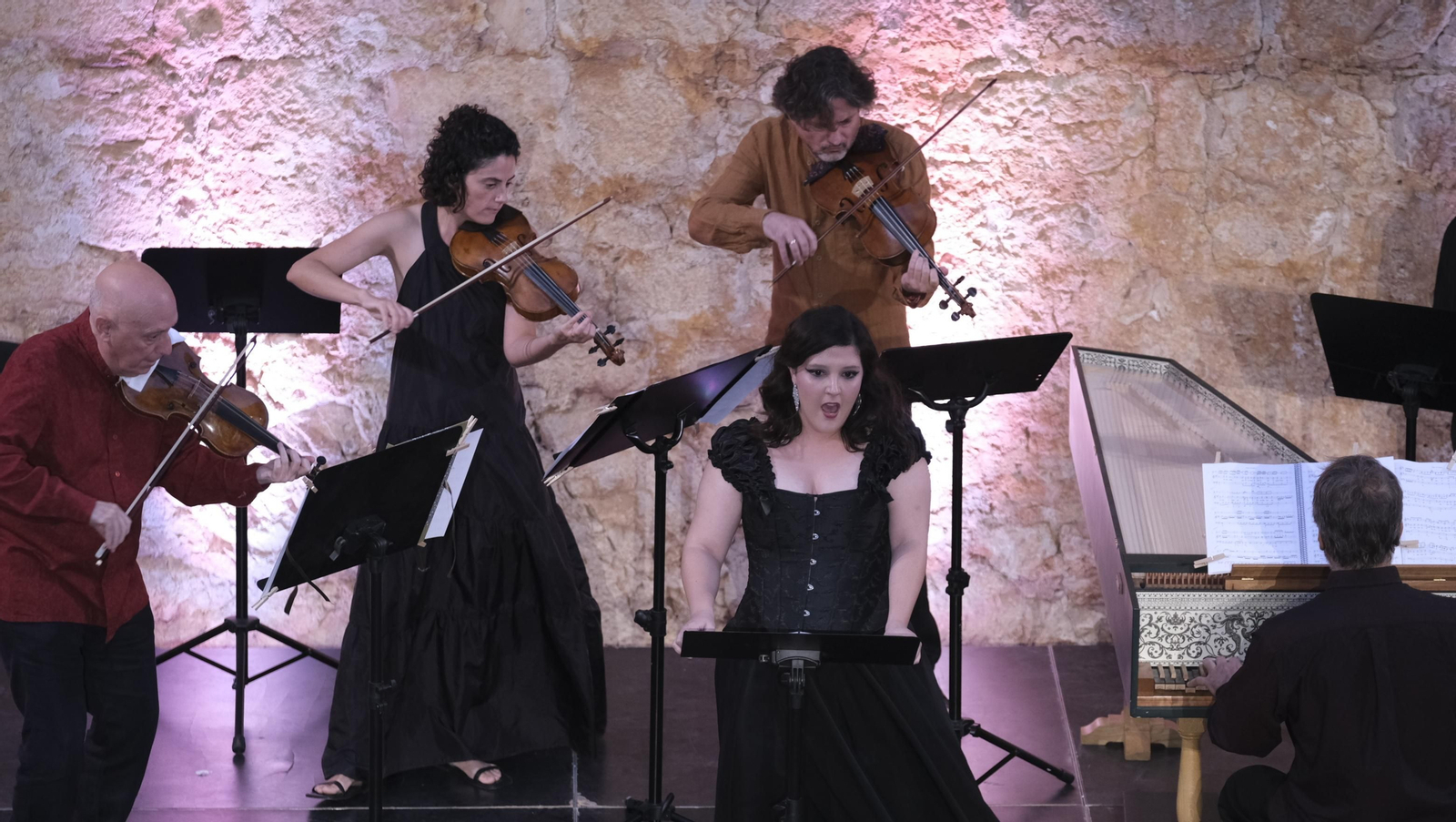 Imágenes del concierto de La Real Cámara en el XXI Festival de Música Renacentista y Barroca de Vélez Blanco