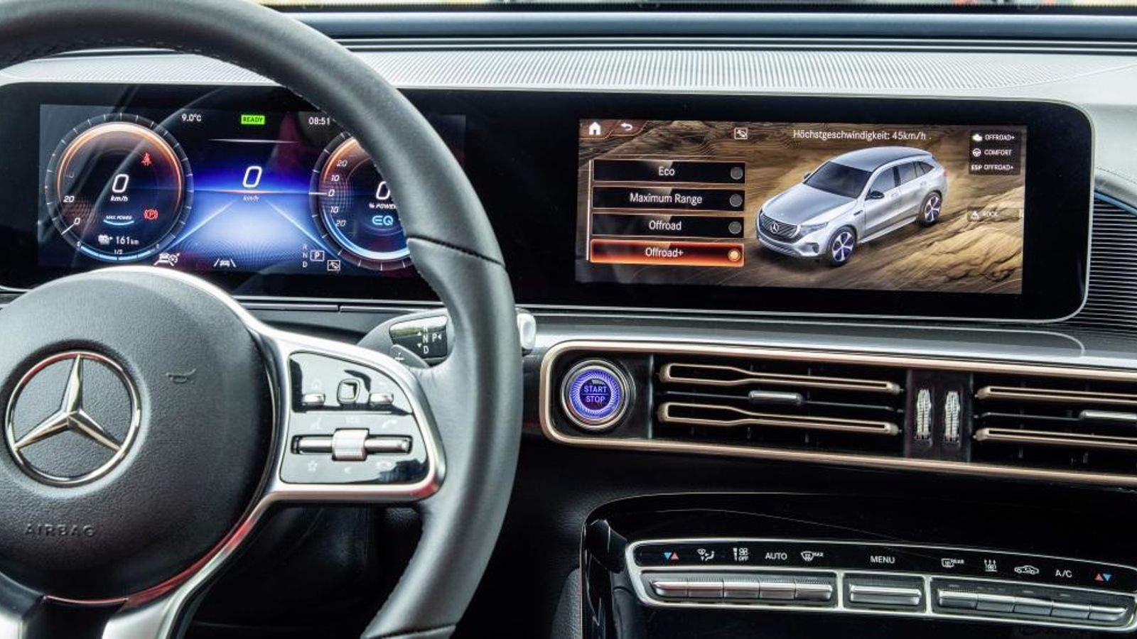 Se han reprogramado también el funcionamiento de elementos como el control de tracción para incrementar las capacidades del EQC en conducción todo terreno.