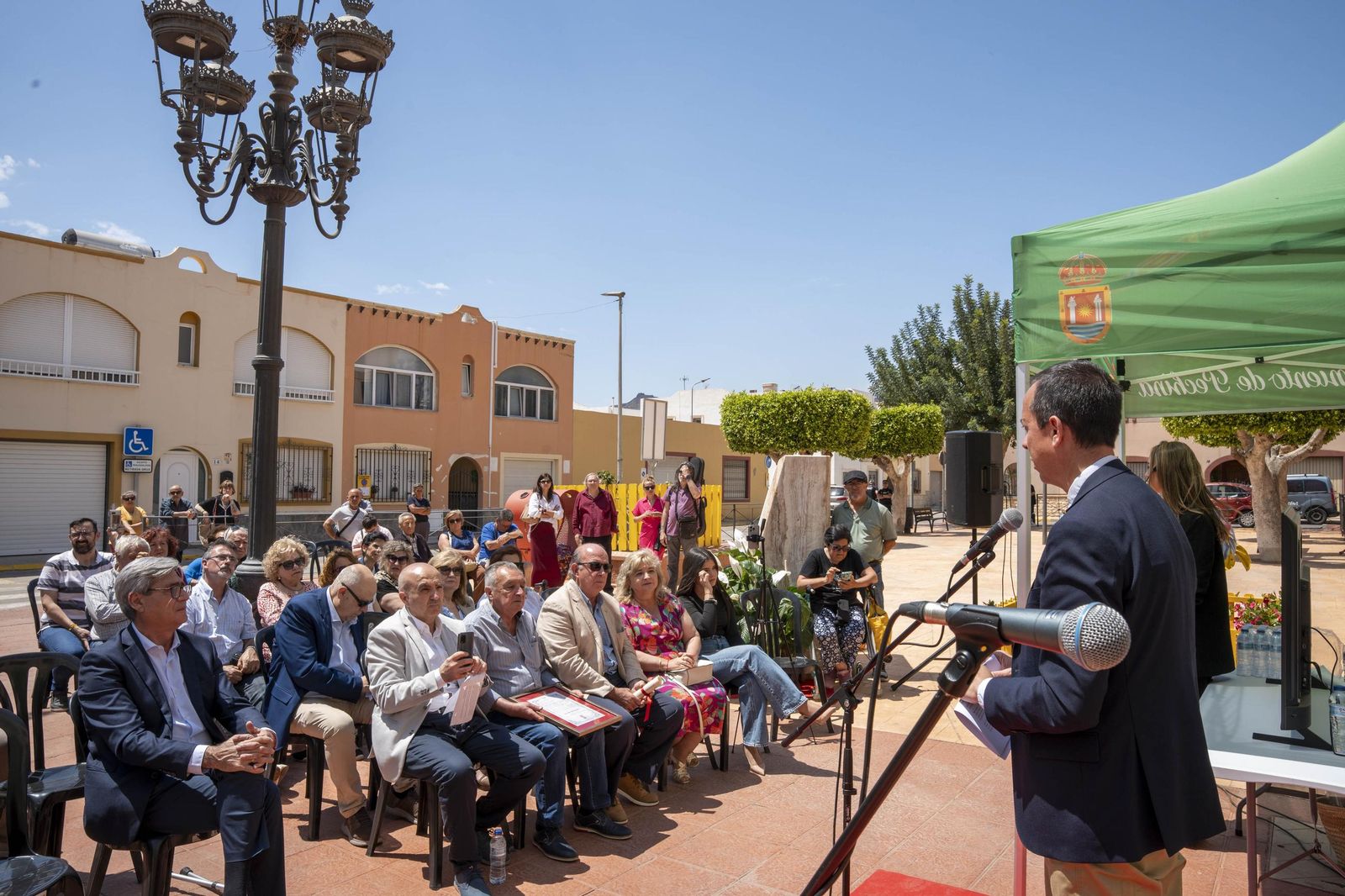 Las imágenes del homenaje a Juan Mañas, víctima del caso Almería