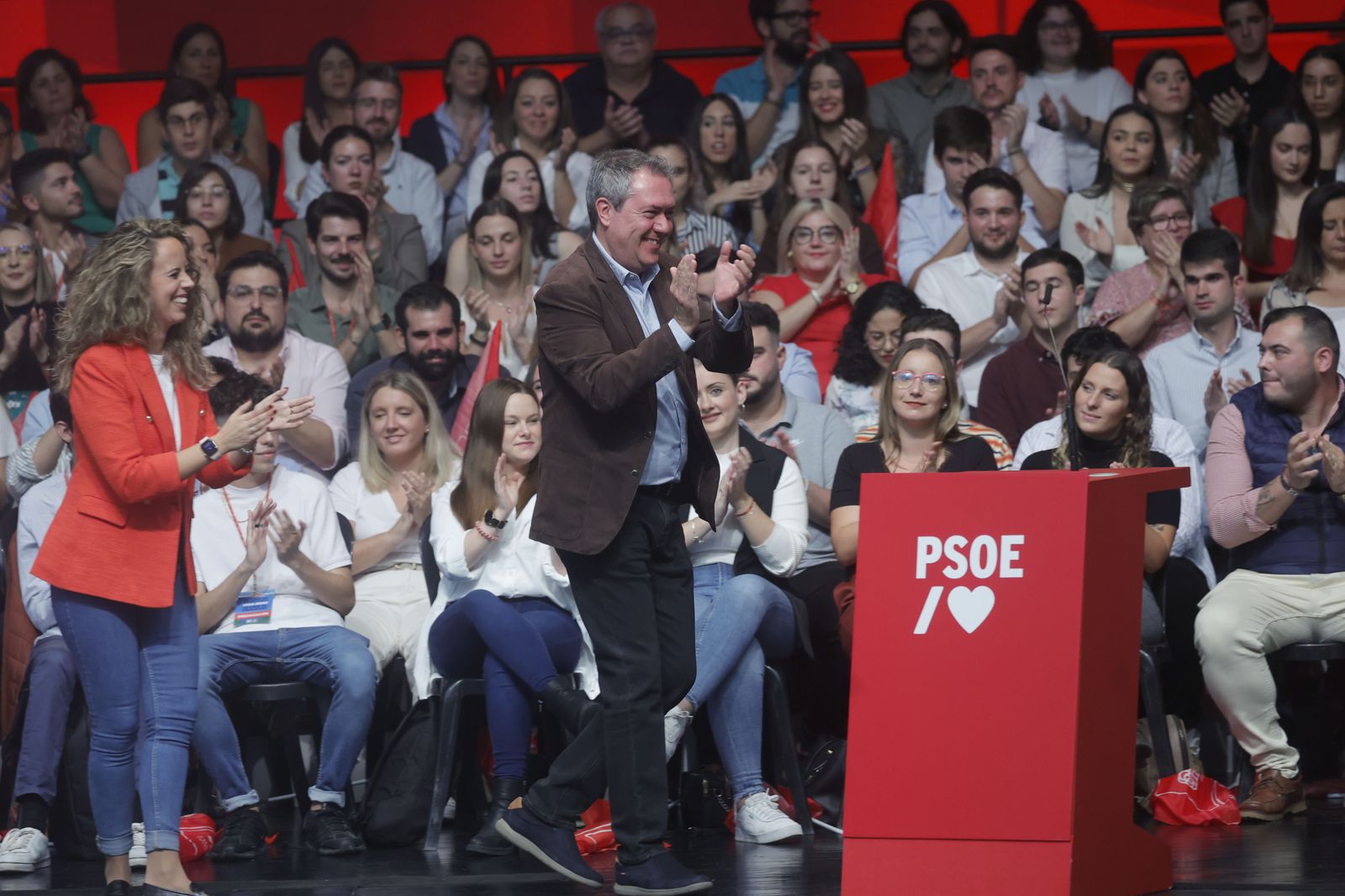 las imágenes del acto del PSOE en Sevilla