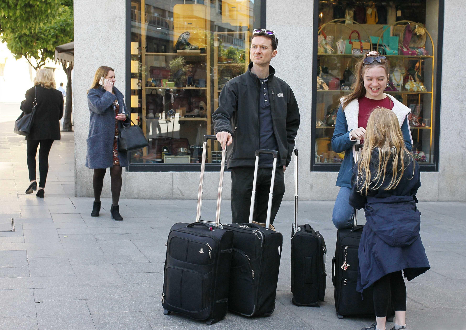 Turistas en el centro de la ciudad.