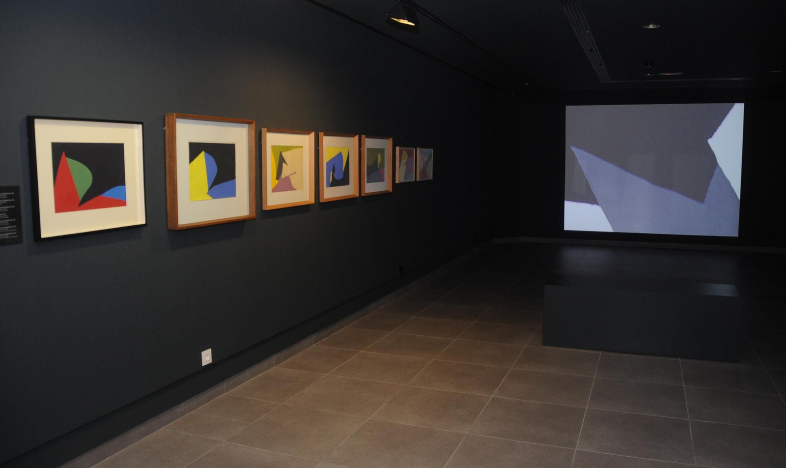 Una de las salas de la exposición en el centro Botí.