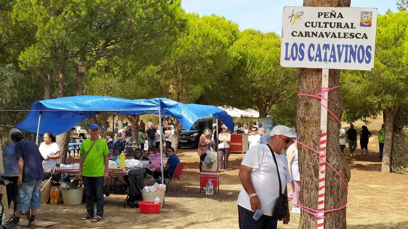 Convivencia de peñas en el parque del Cerro.