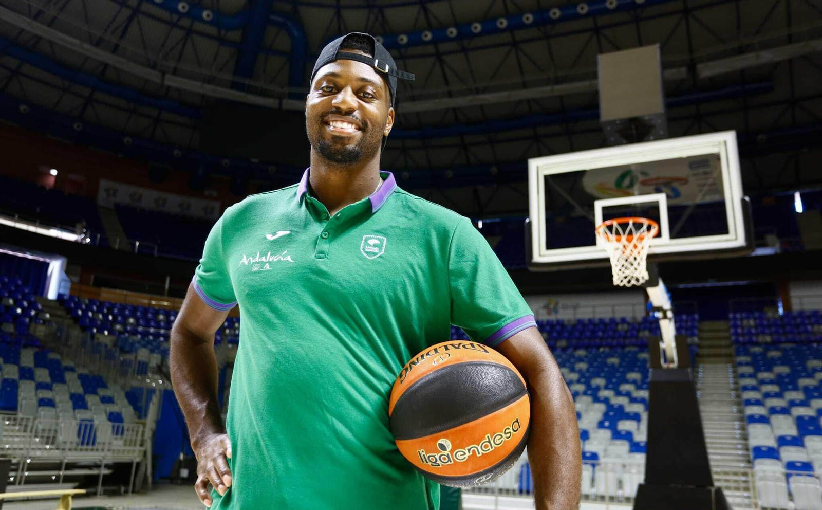 La presentación de Melvin Ejim, en imagénes