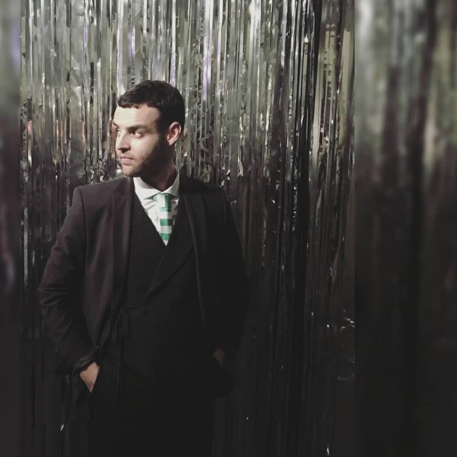 El diseñador de Huelva Jona Camacho lanza su nueva colección 'Picnic'