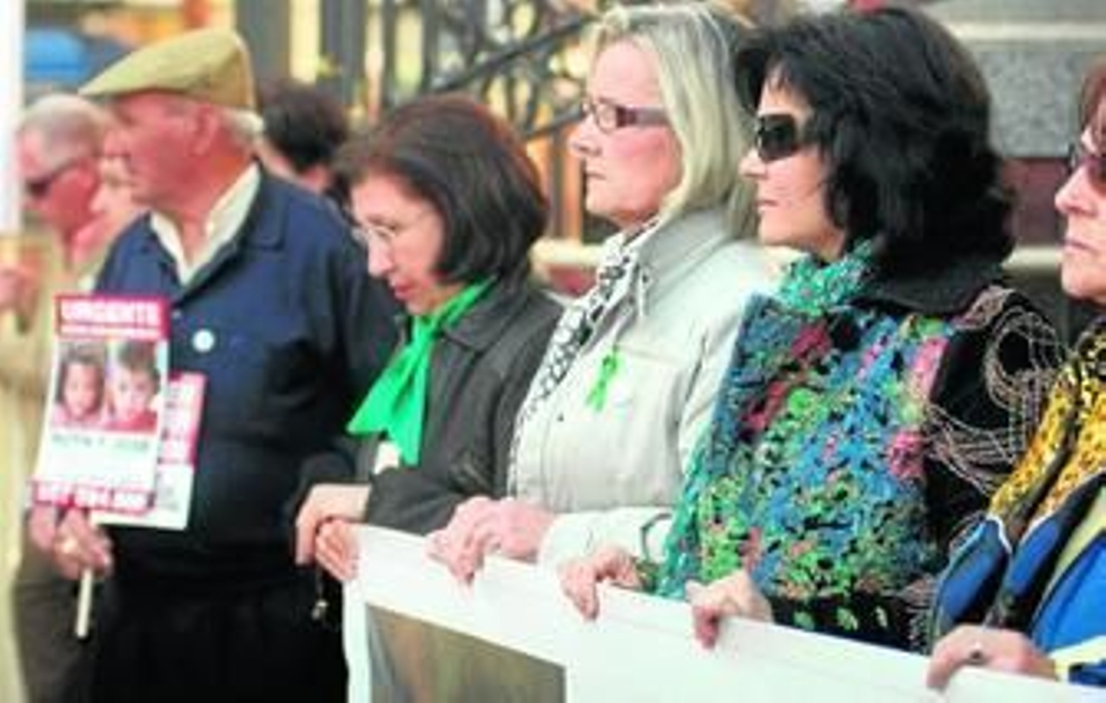 Ruth Ortiz en la concentración silenciosa que tuvo lugar ayer en la céntrica Plaza de las Monjas.