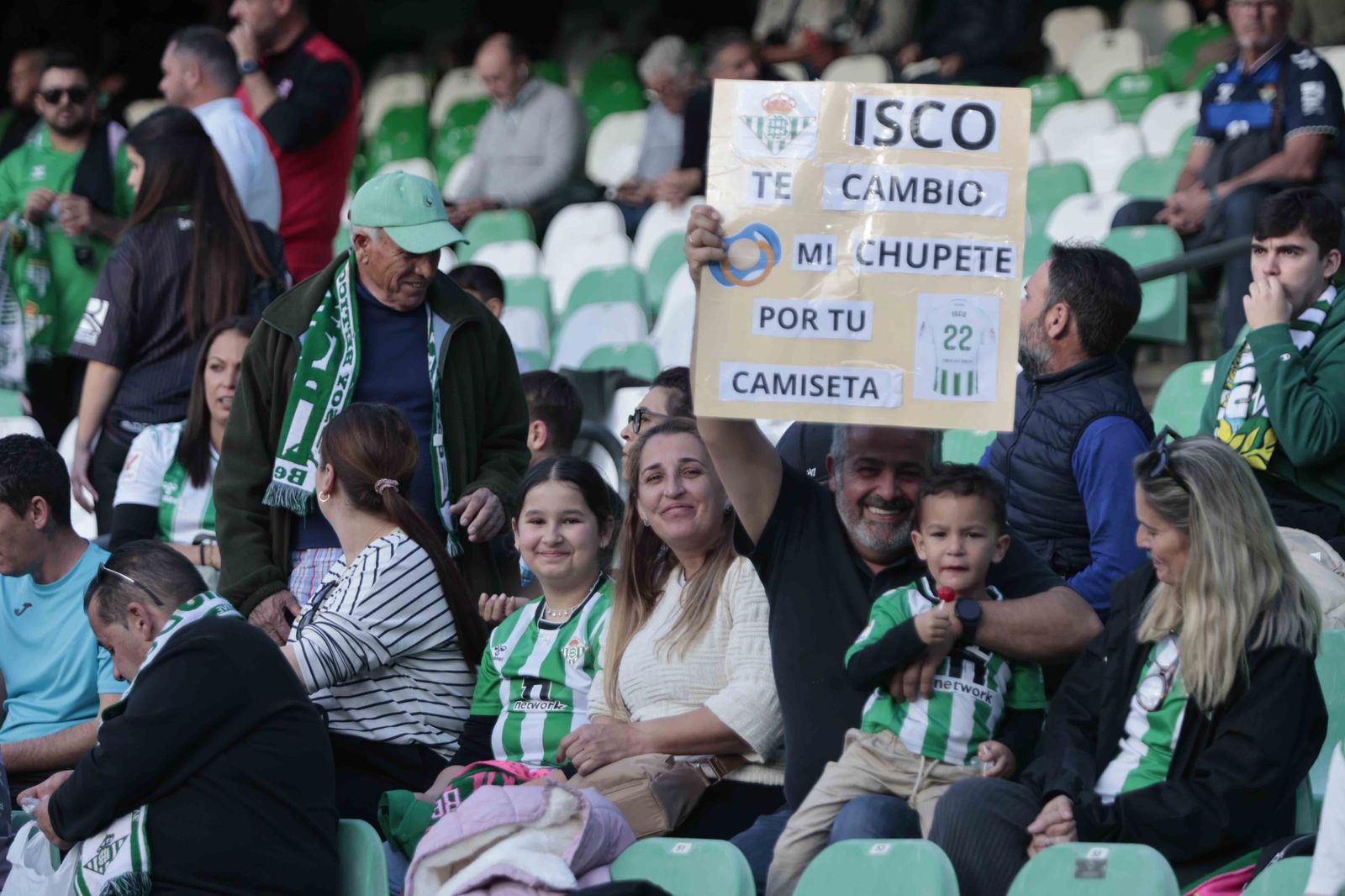 Búscate en las gradas del Villamarín