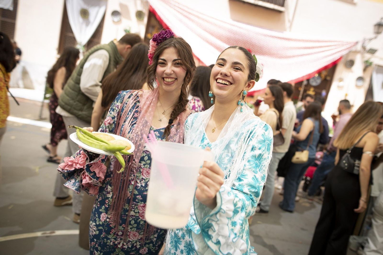 Las mejores imágenes del inicio de las Cruces en Granada
