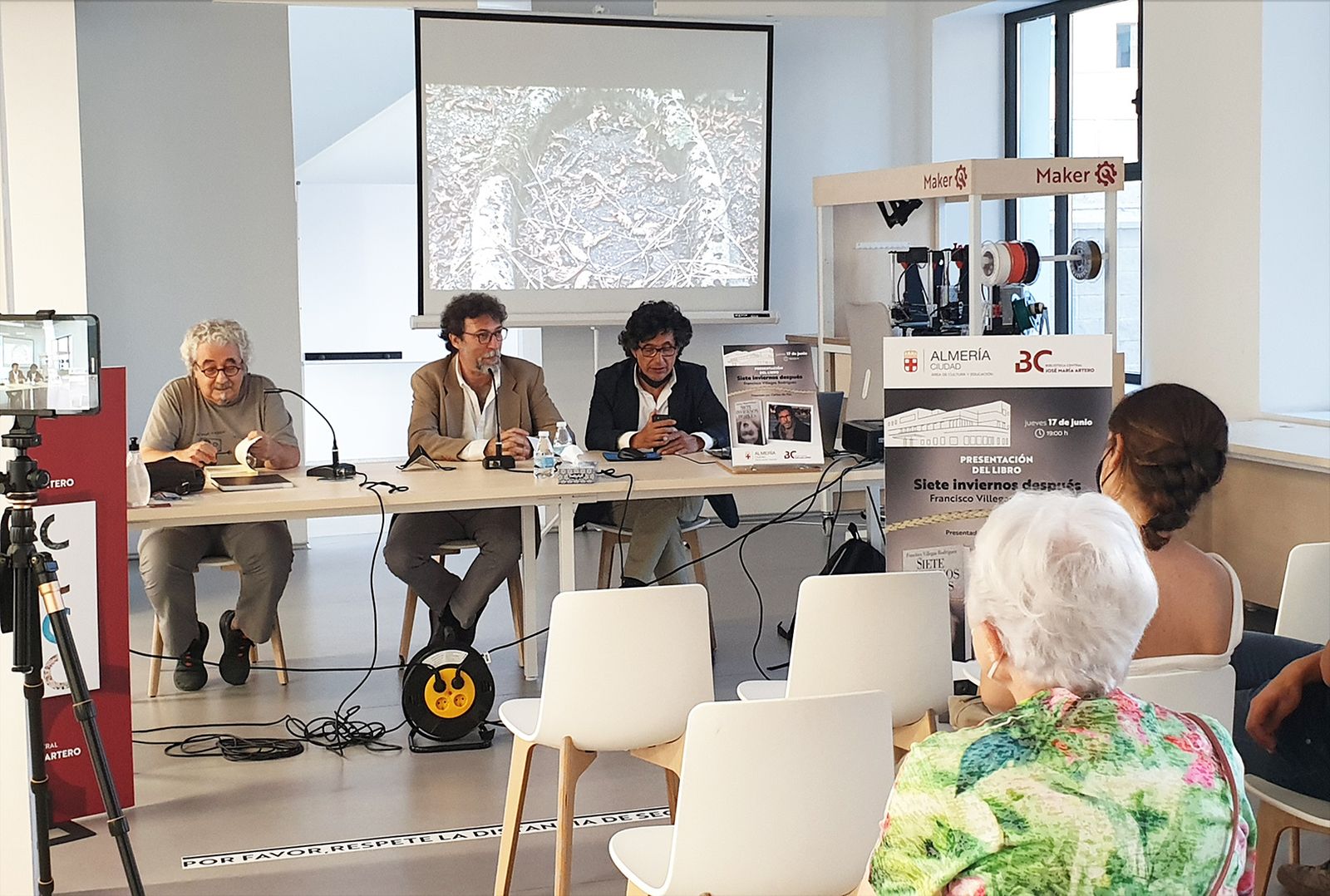 Francisco Villegas estuvo acompañado por Carlos de Paz.