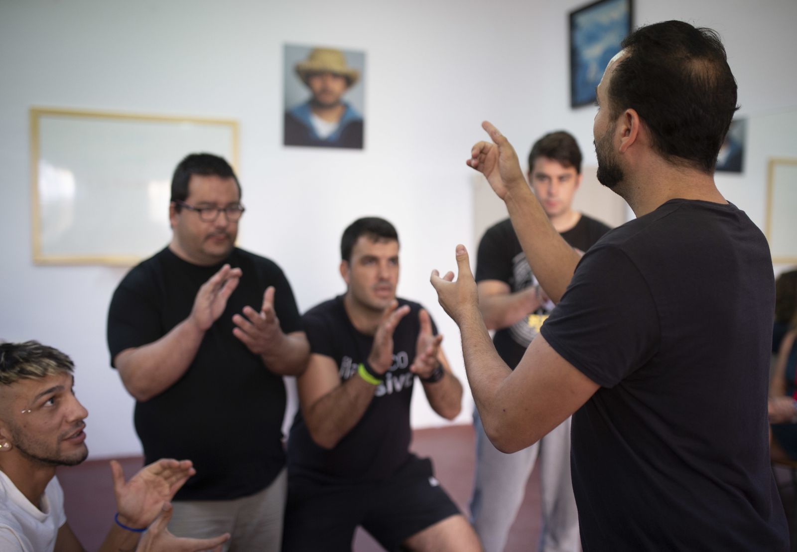 Ensayo para el espectáculo de la Bienal de los internos del Psiquiátrico Penitenciario de Sevilla