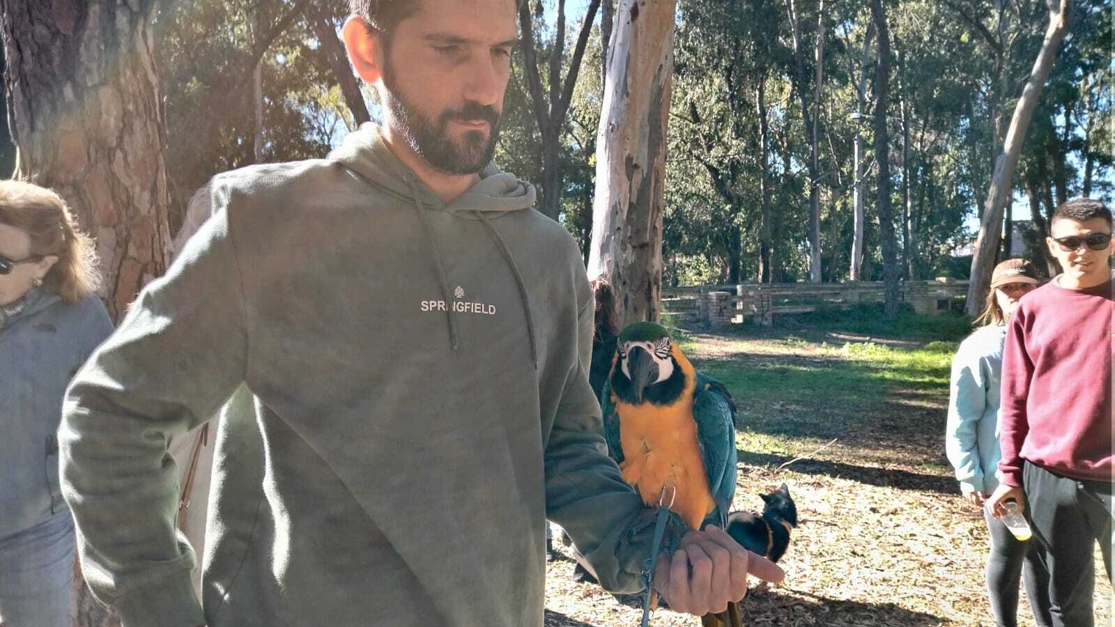 Este loro fue uno de los protagonistas de la jornada.