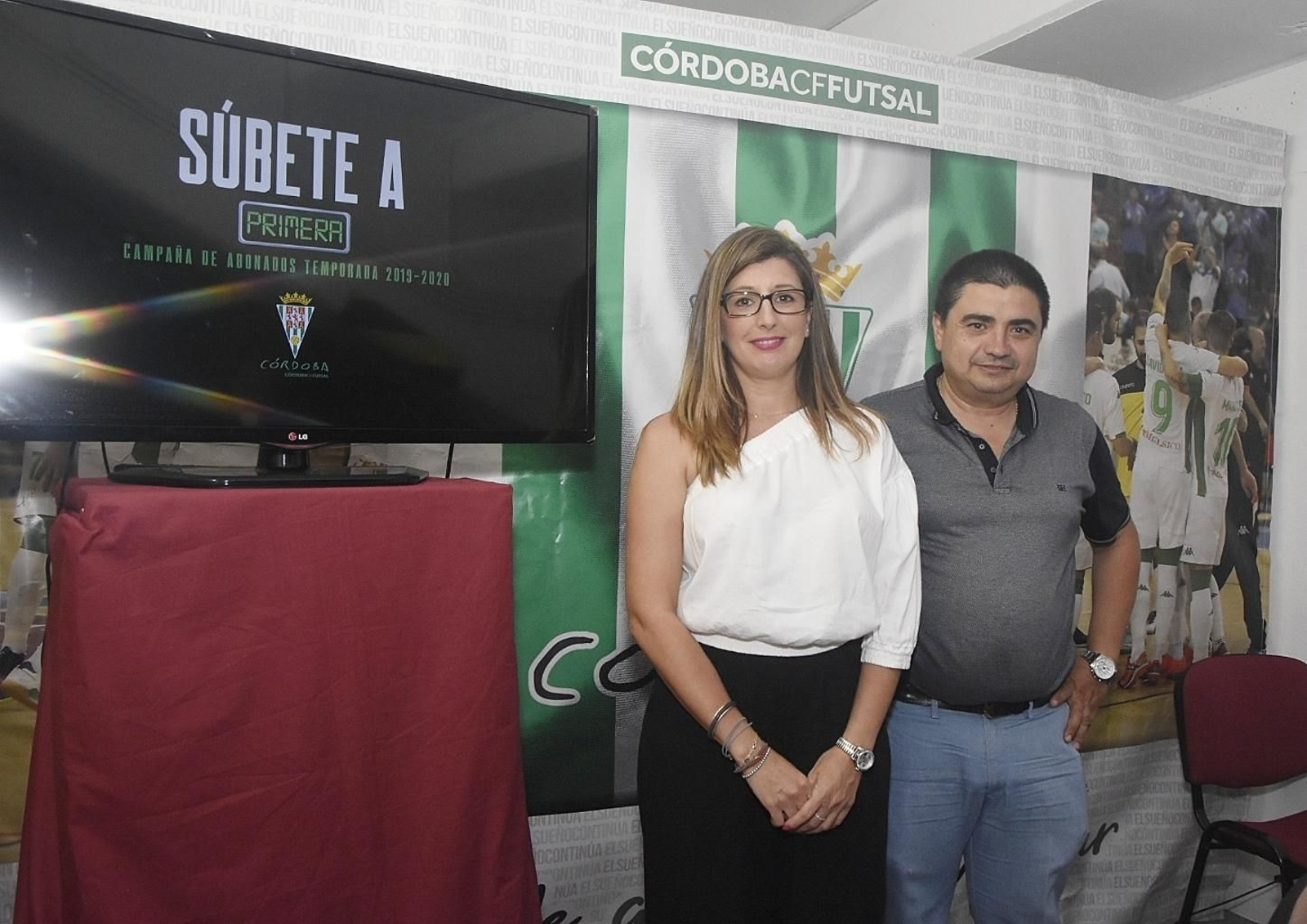 Imagen de la presentación de la campaña de abonados del Córdoba CF Futsal.